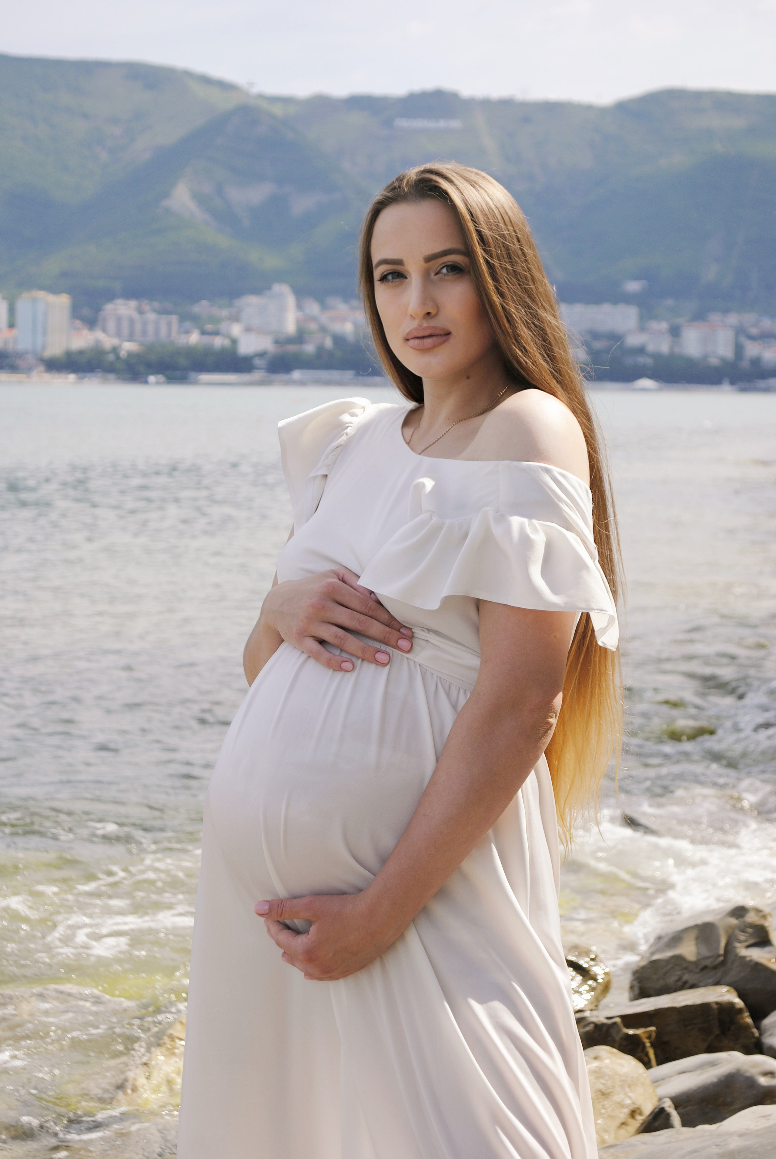 Беременность на берегу моря. Фотограф Мария Мусаелян