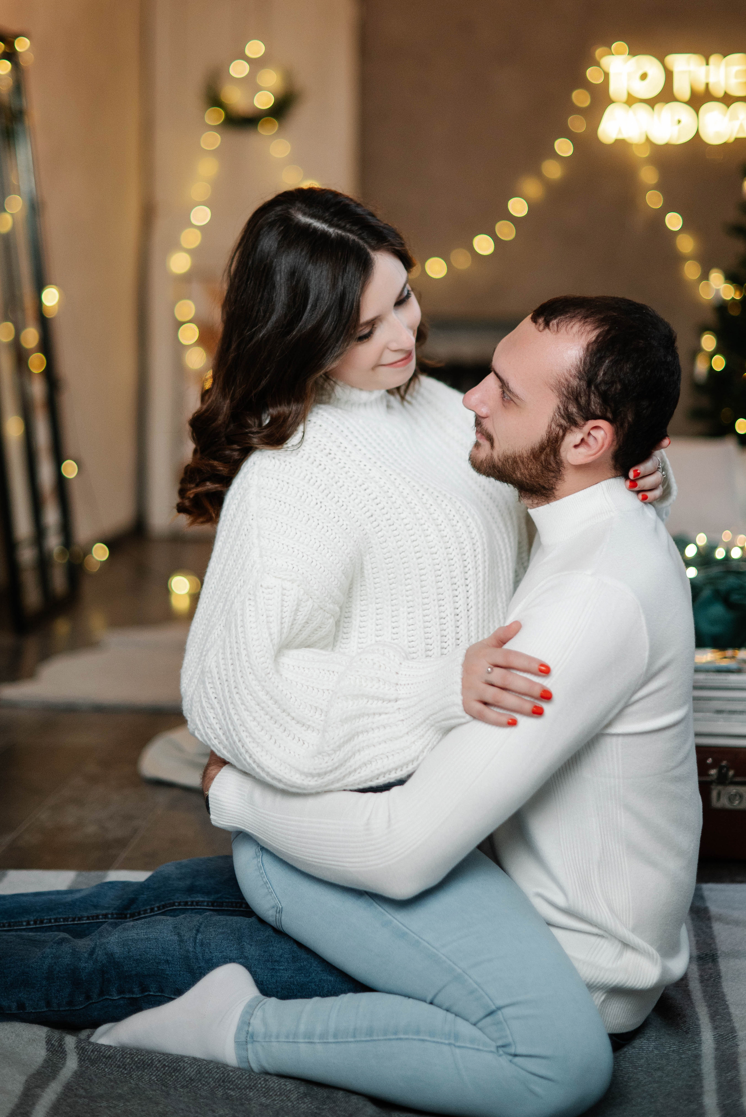 Олеся и Серёжа в уютной новогодней стилистике. Свадебный и портретный фотограф в Липецке Юлия Свит