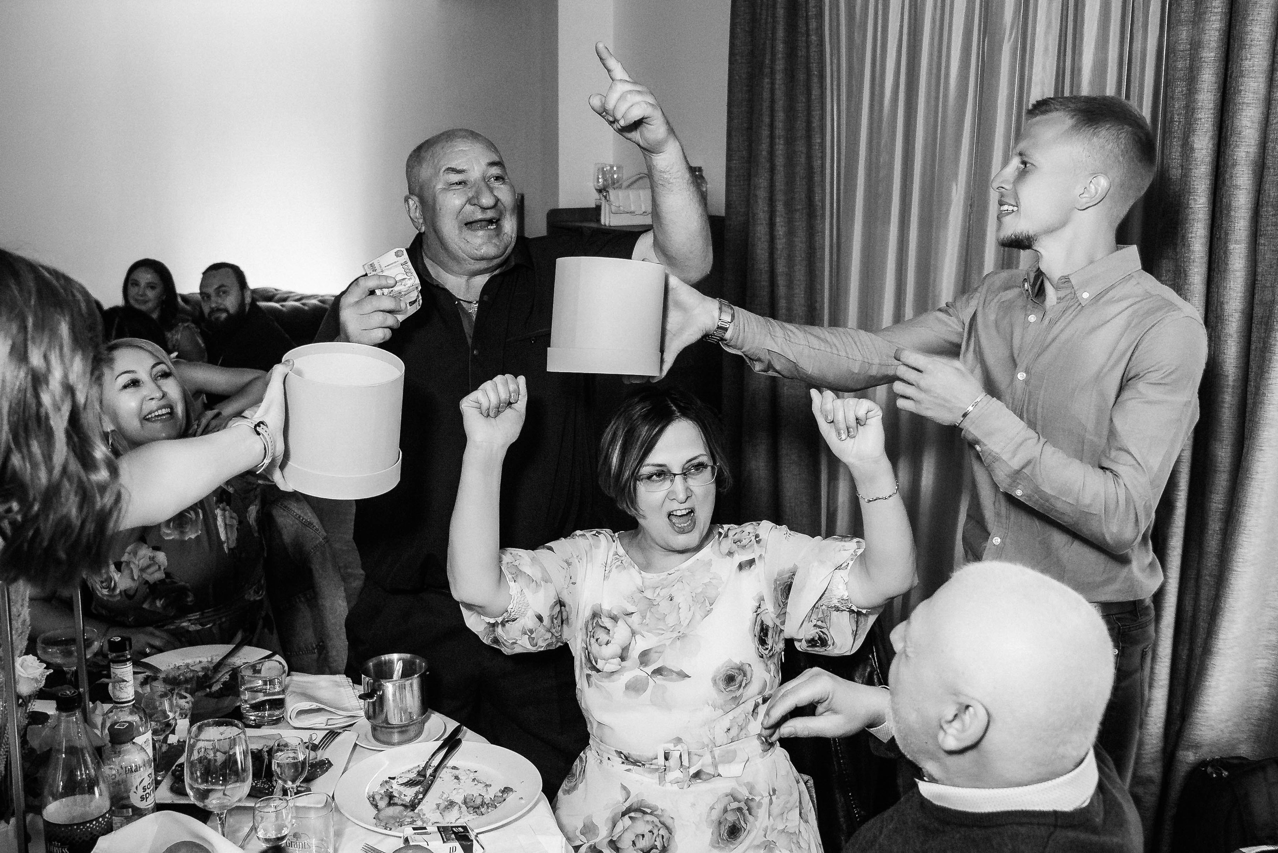 Полина и Данил (полный день в Кузнечной). Свадебный и портретный фотограф в Липецке Юлия Свит