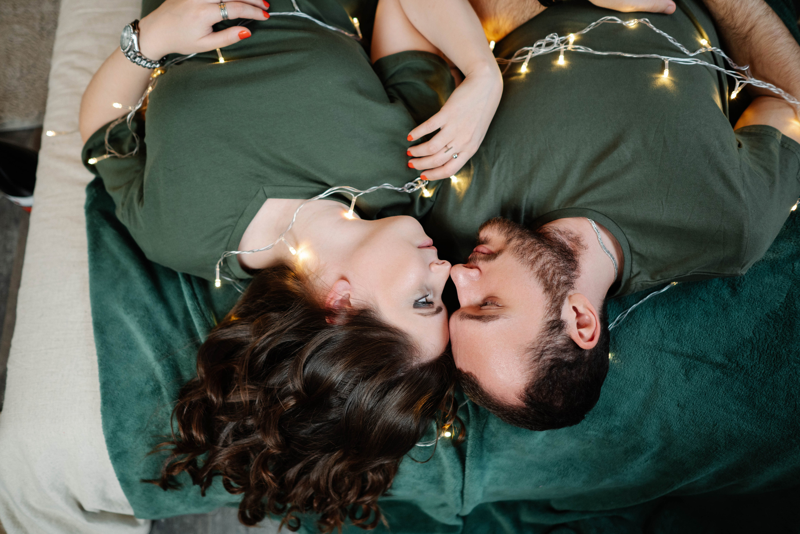 Олеся и Серёжа в уютной новогодней стилистике. Свадебный и портретный фотограф в Липецке Юлия Свит