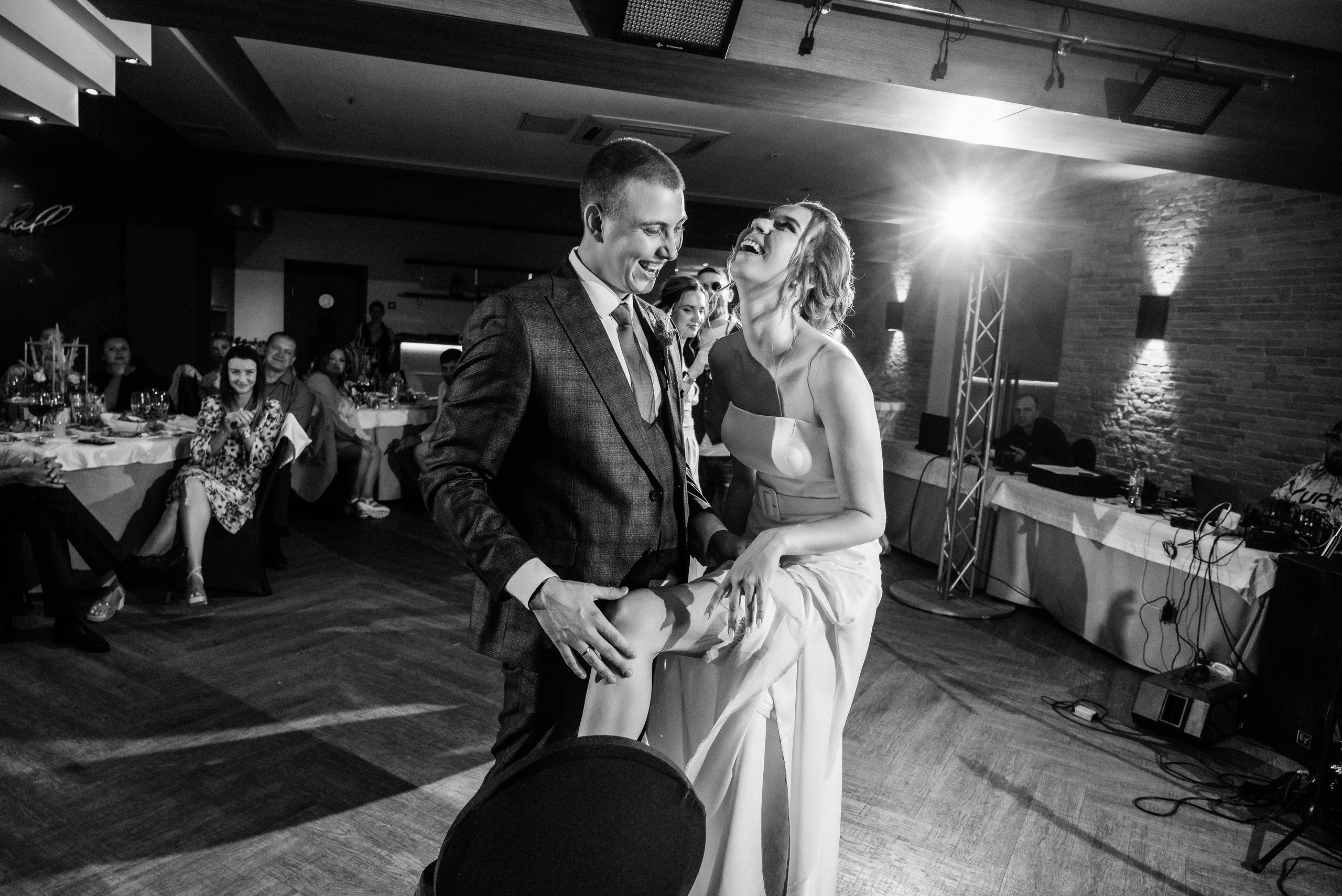 Полина и Данил (полный день в Кузнечной). Свадебный и портретный фотограф в Липецке Юлия Свит