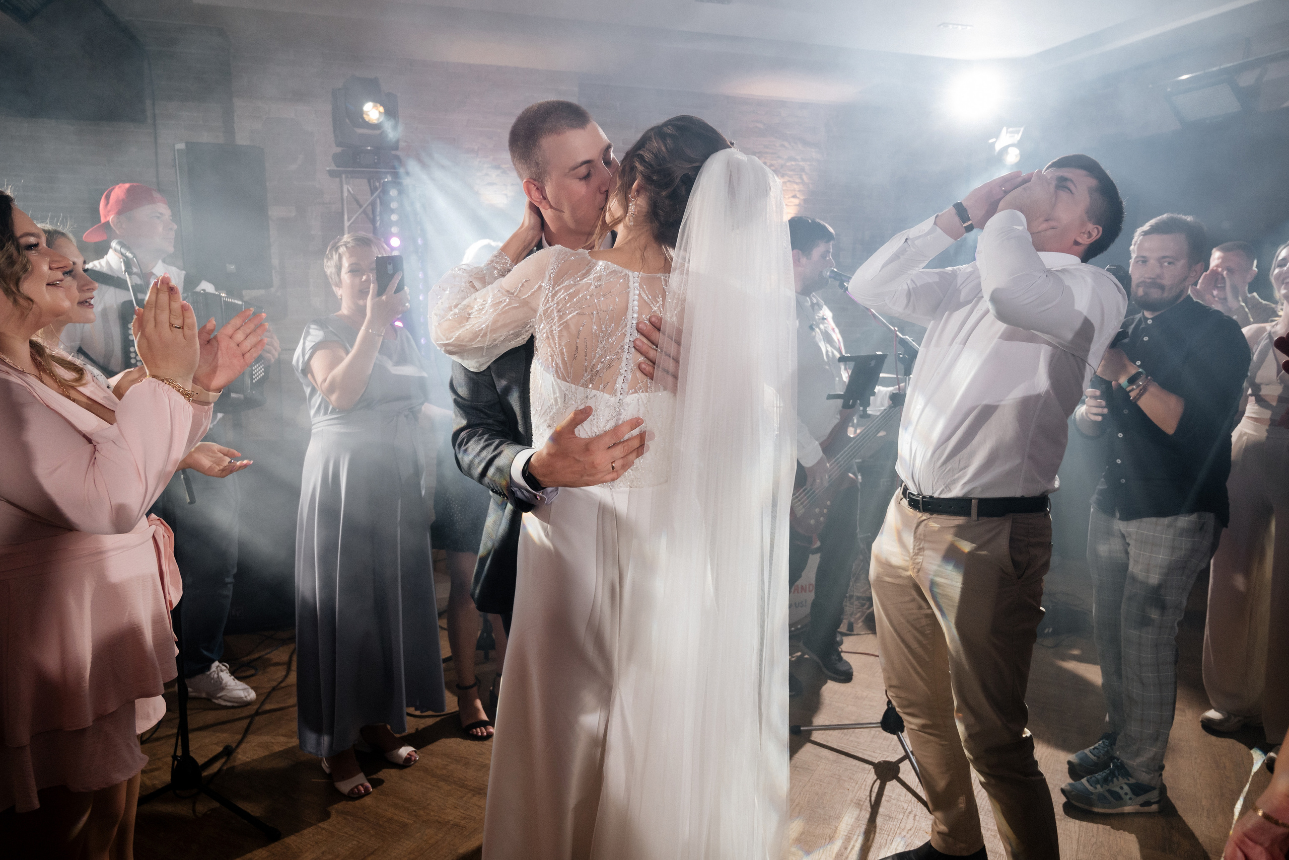 Полина и Данил (полный день в Кузнечной). Свадебный и портретный фотограф в Липецке Юлия Свит