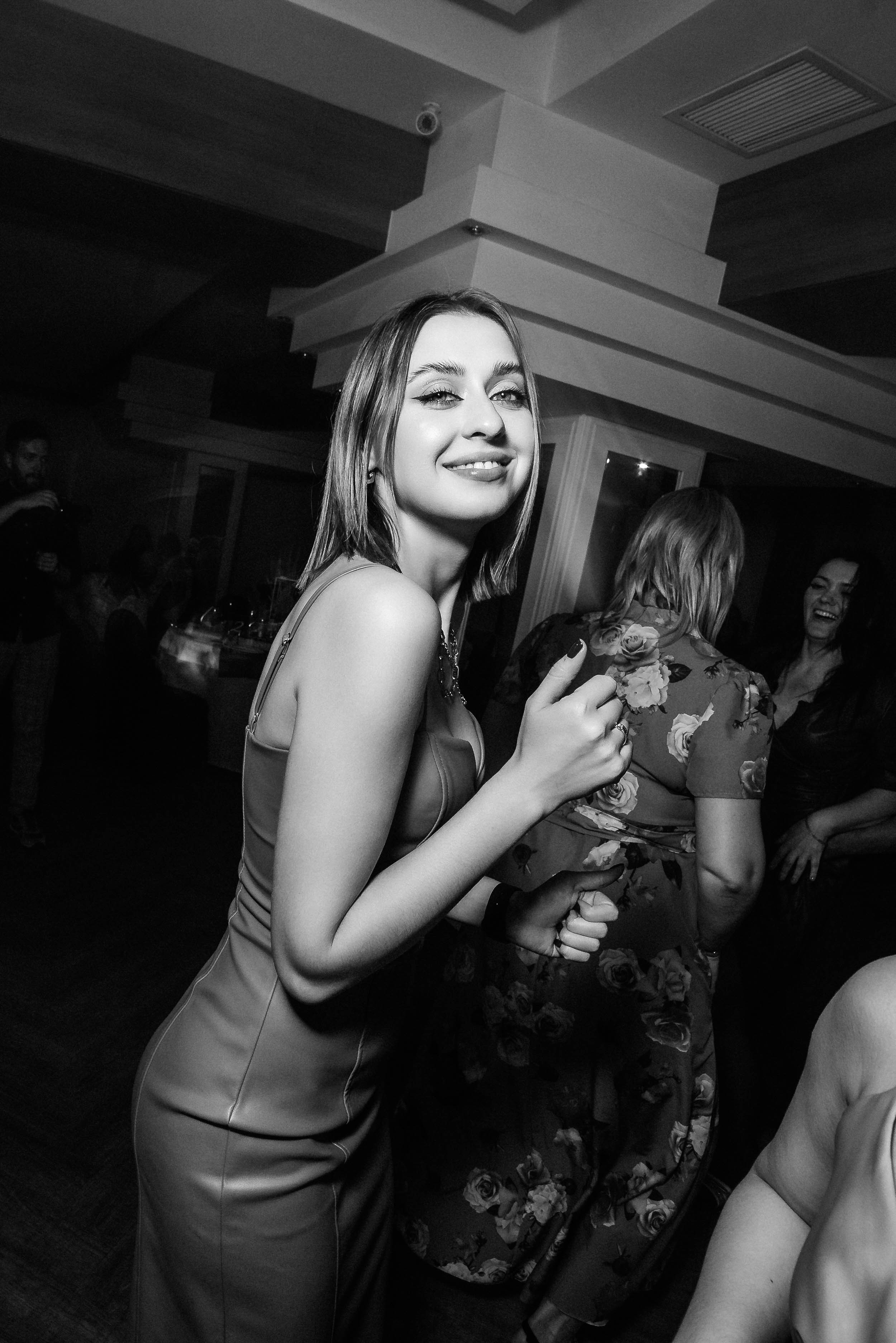 Полина и Данил (полный день в Кузнечной). Свадебный и портретный фотограф в Липецке Юлия Свит