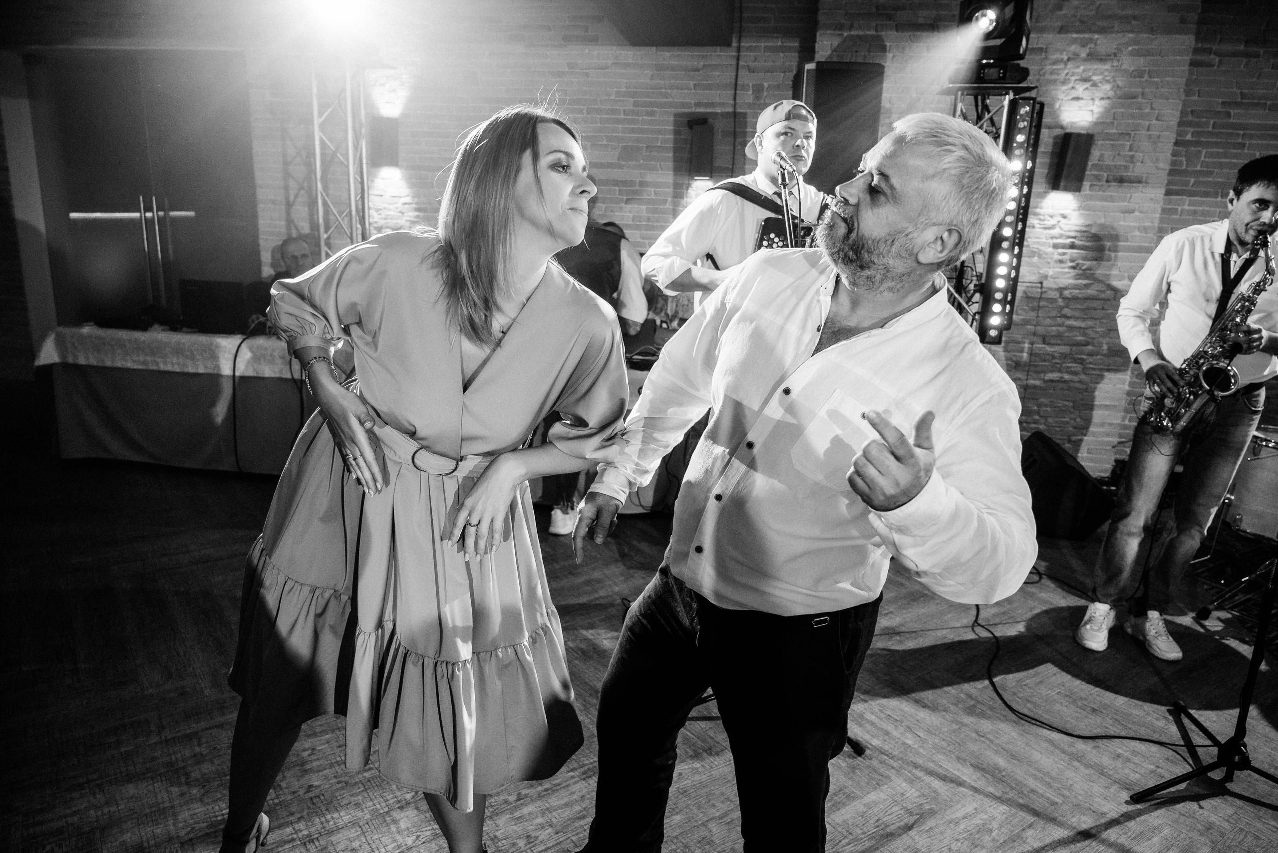 Полина и Данил (полный день в Кузнечной). Свадебный и портретный фотограф в Липецке Юлия Свит