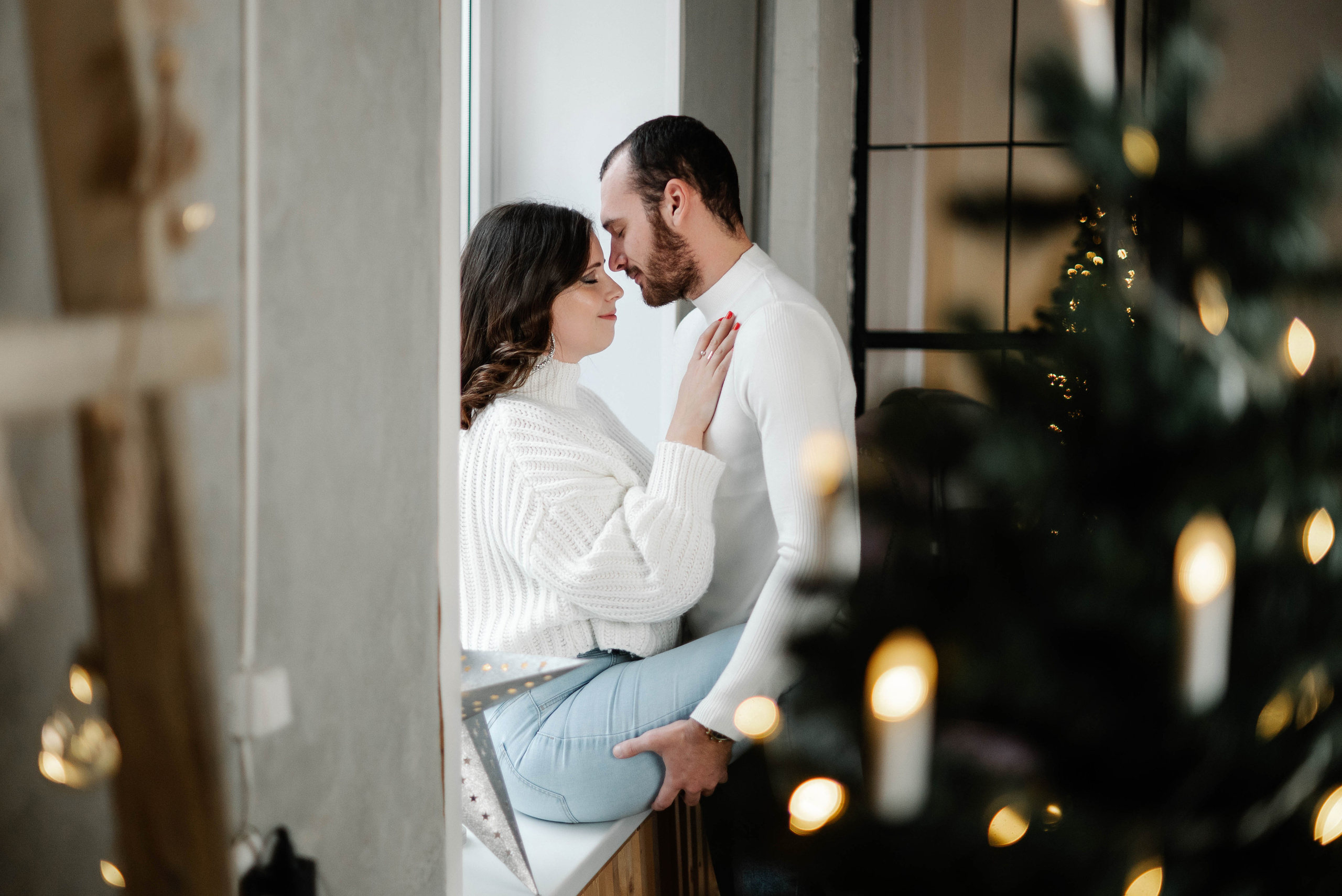 Олеся и Серёжа в уютной новогодней стилистике. Свадебный и портретный фотограф в Липецке Юлия Свит