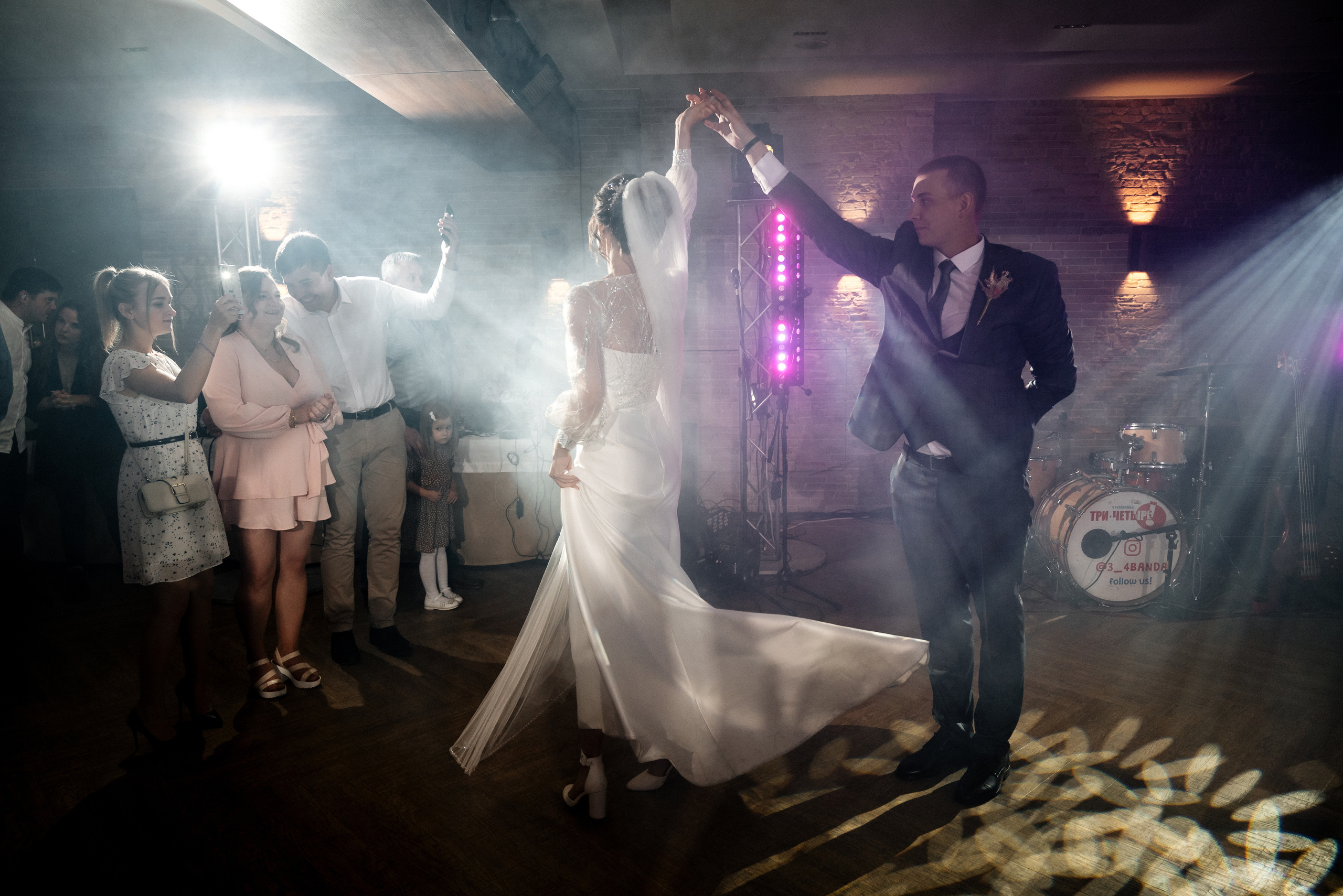 Полина и Данил (полный день в Кузнечной). Свадебный и портретный фотограф в Липецке Юлия Свит