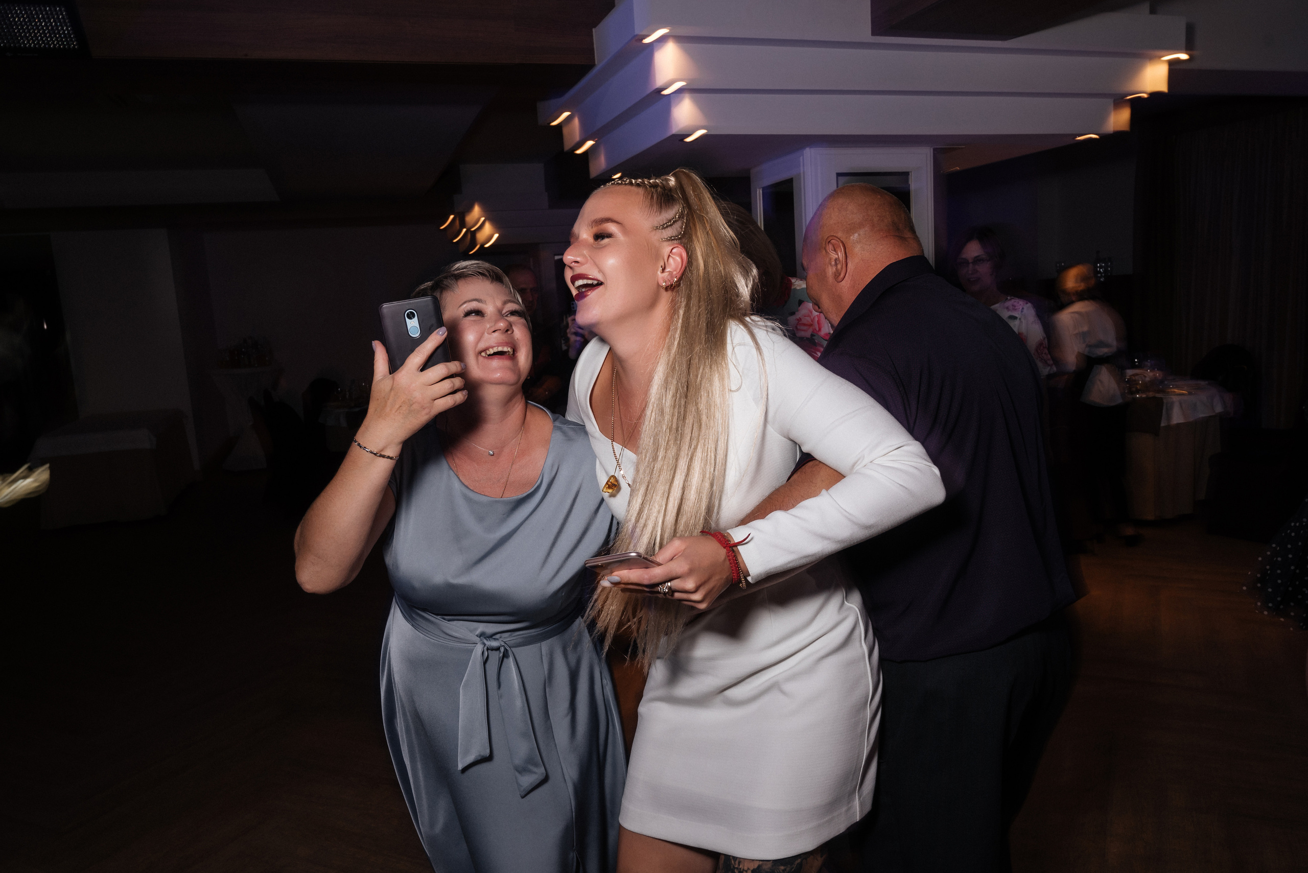 Полина и Данил (полный день в Кузнечной). Свадебный и портретный фотограф в Липецке Юлия Свит