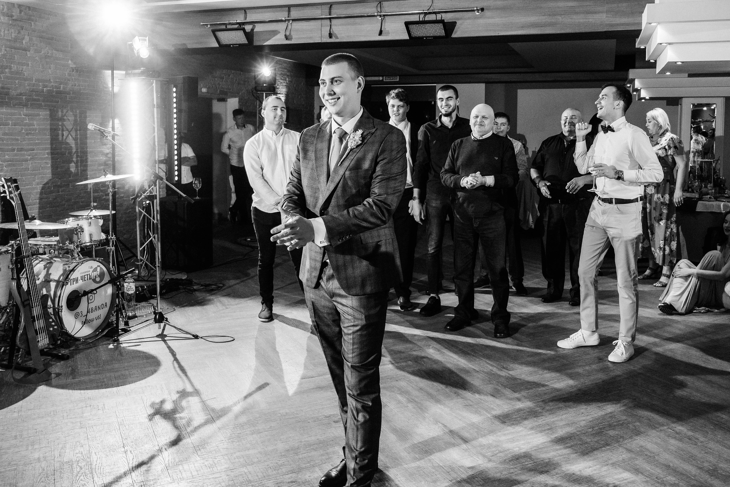 Полина и Данил (полный день в Кузнечной). Свадебный и портретный фотограф в Липецке Юлия Свит