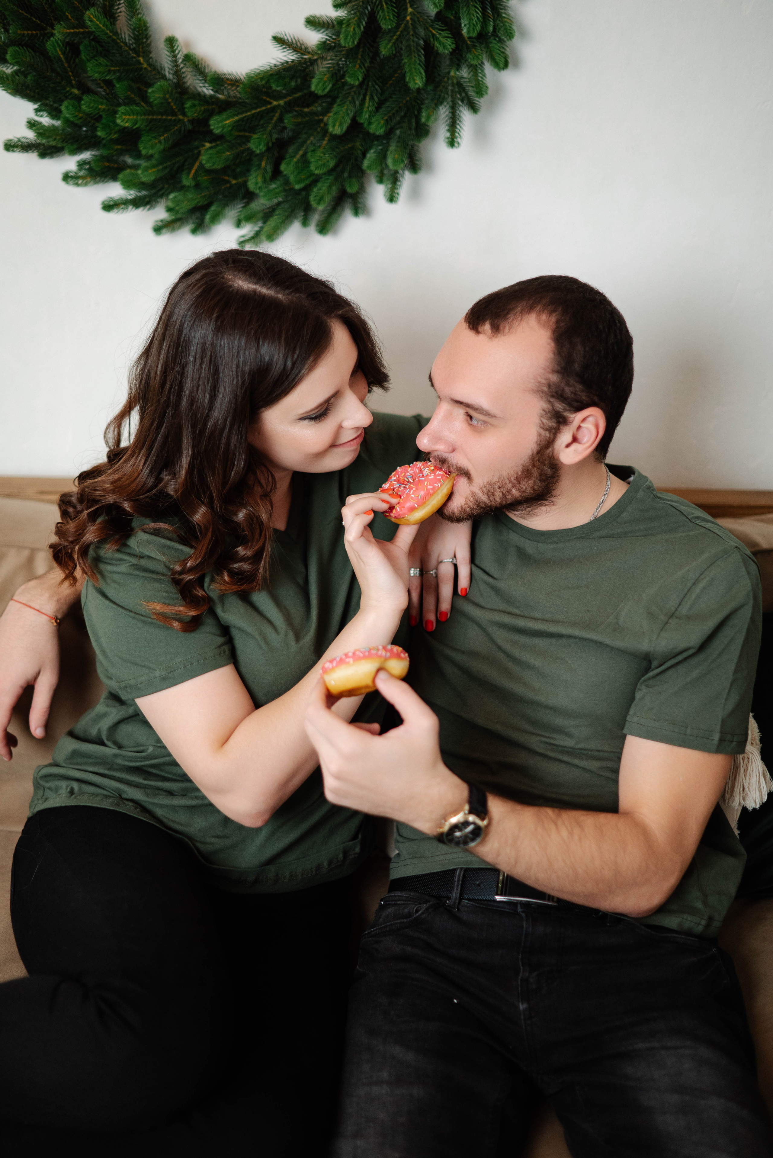 Олеся и Серёжа в уютной новогодней стилистике. Свадебный и портретный фотограф в Липецке Юлия Свит