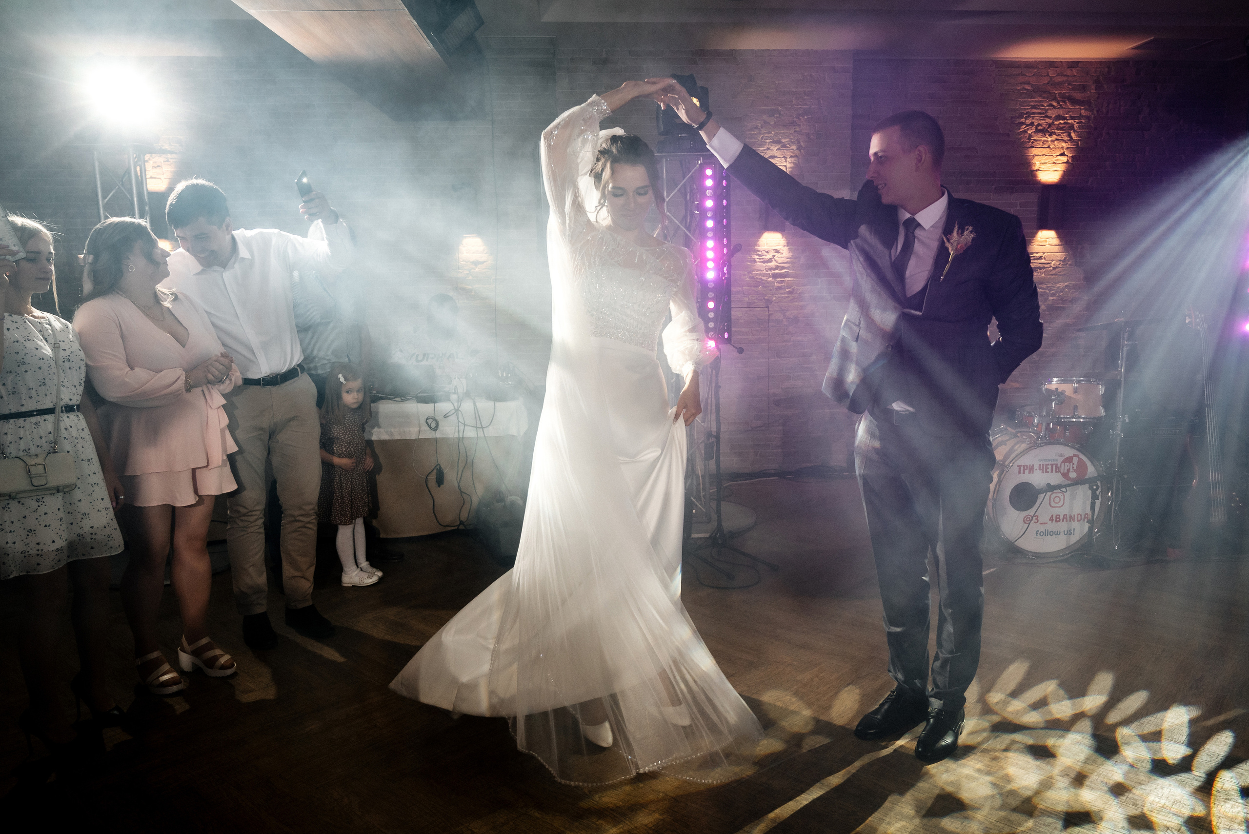 Полина и Данил (полный день в Кузнечной). Свадебный и портретный фотограф в Липецке Юлия Свит