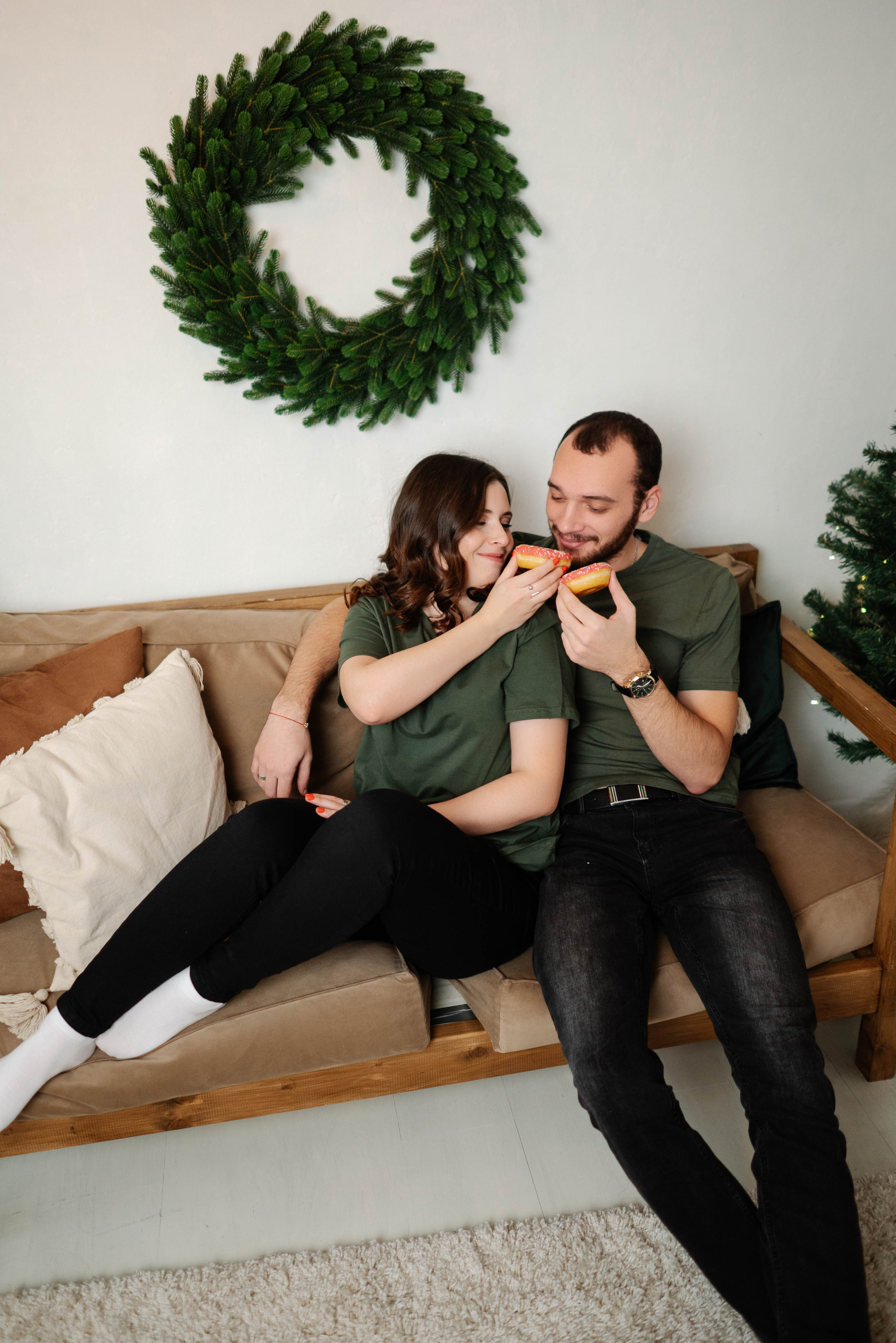 Олеся и Серёжа в уютной новогодней стилистике. Свадебный и портретный фотограф в Липецке Юлия Свит