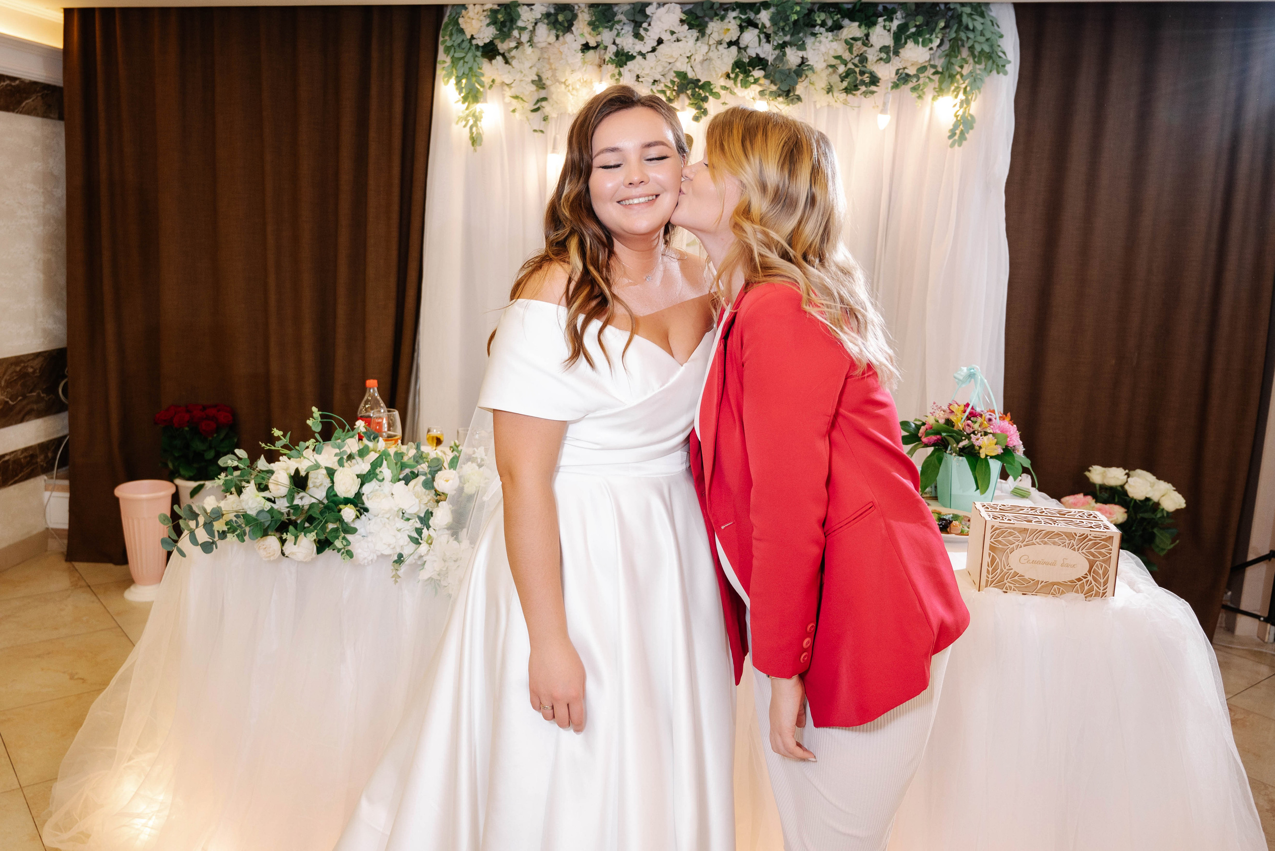 Настя и Лёша (полный день в Лагуне). Свадебный и портретный фотограф в Липецке Юлия Свит