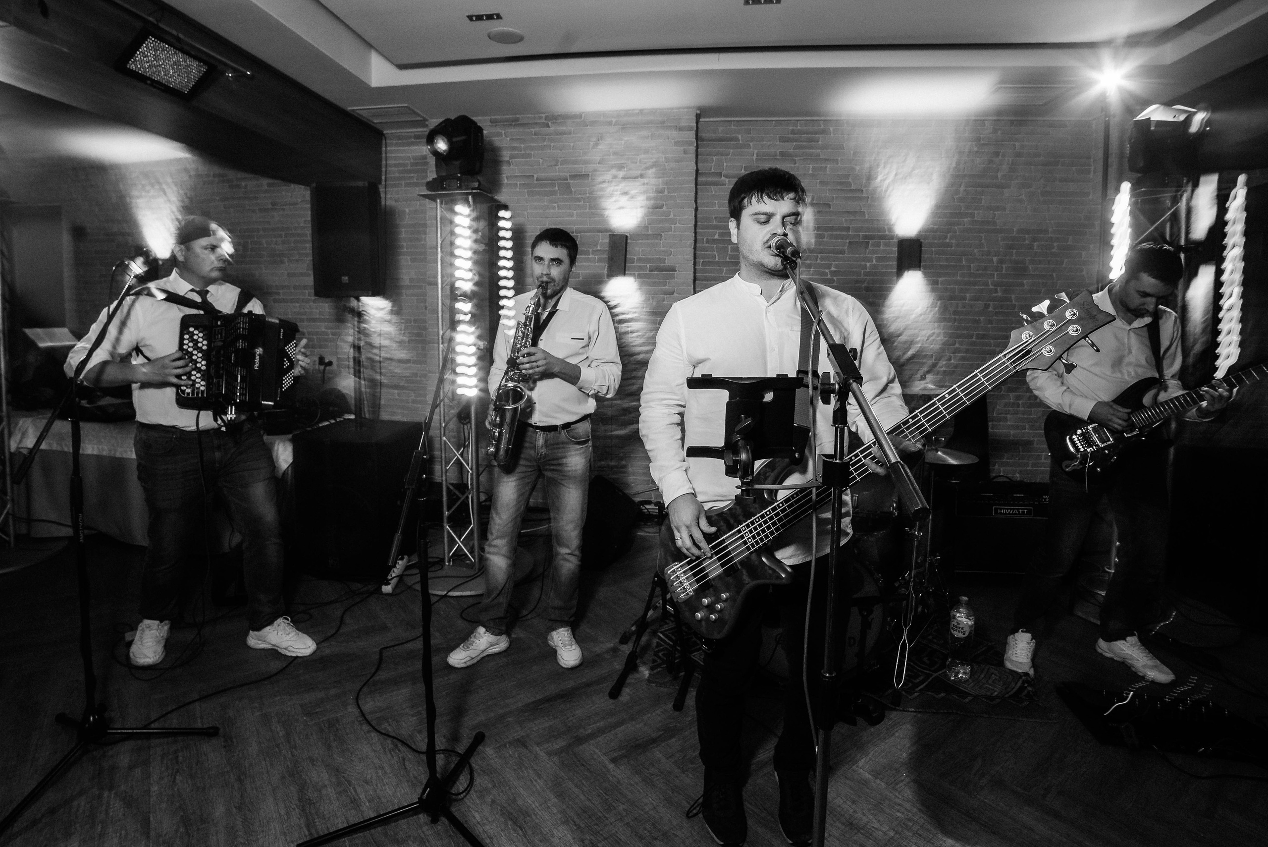 Полина и Данил (полный день в Кузнечной). Свадебный и портретный фотограф в Липецке Юлия Свит