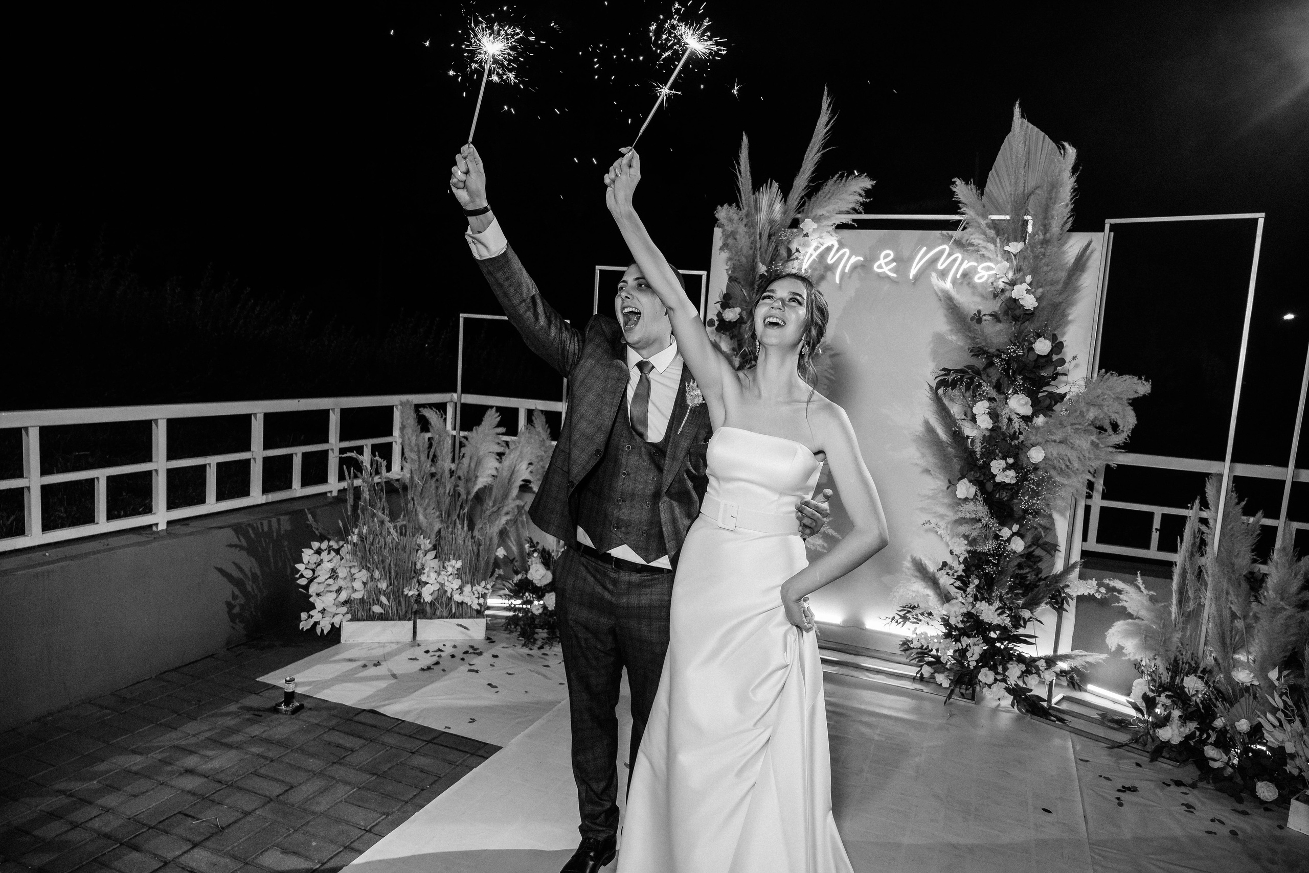 Полина и Данил (полный день в Кузнечной). Свадебный и портретный фотограф в Липецке Юлия Свит