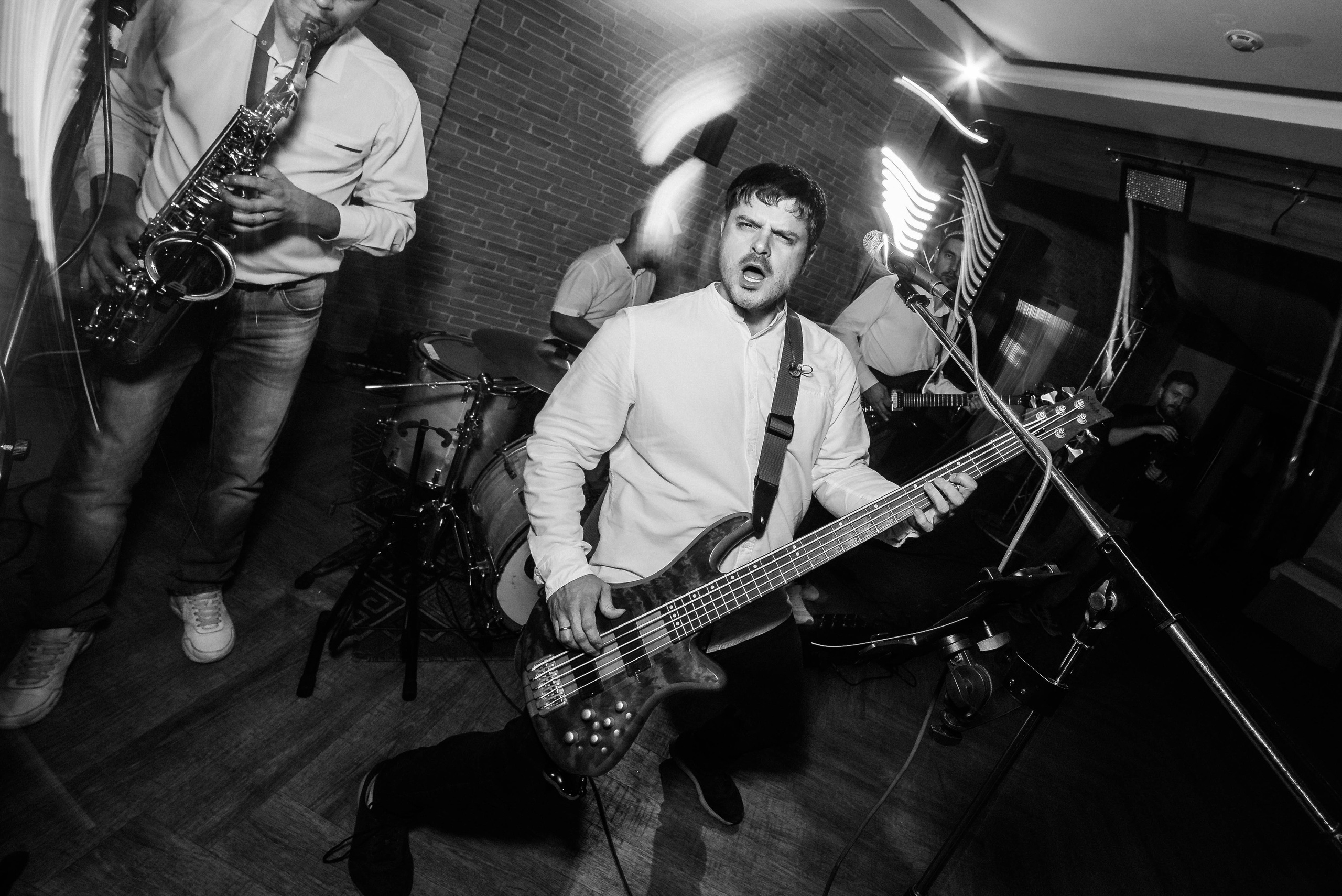 Полина и Данил (полный день в Кузнечной). Свадебный и портретный фотограф в Липецке Юлия Свит