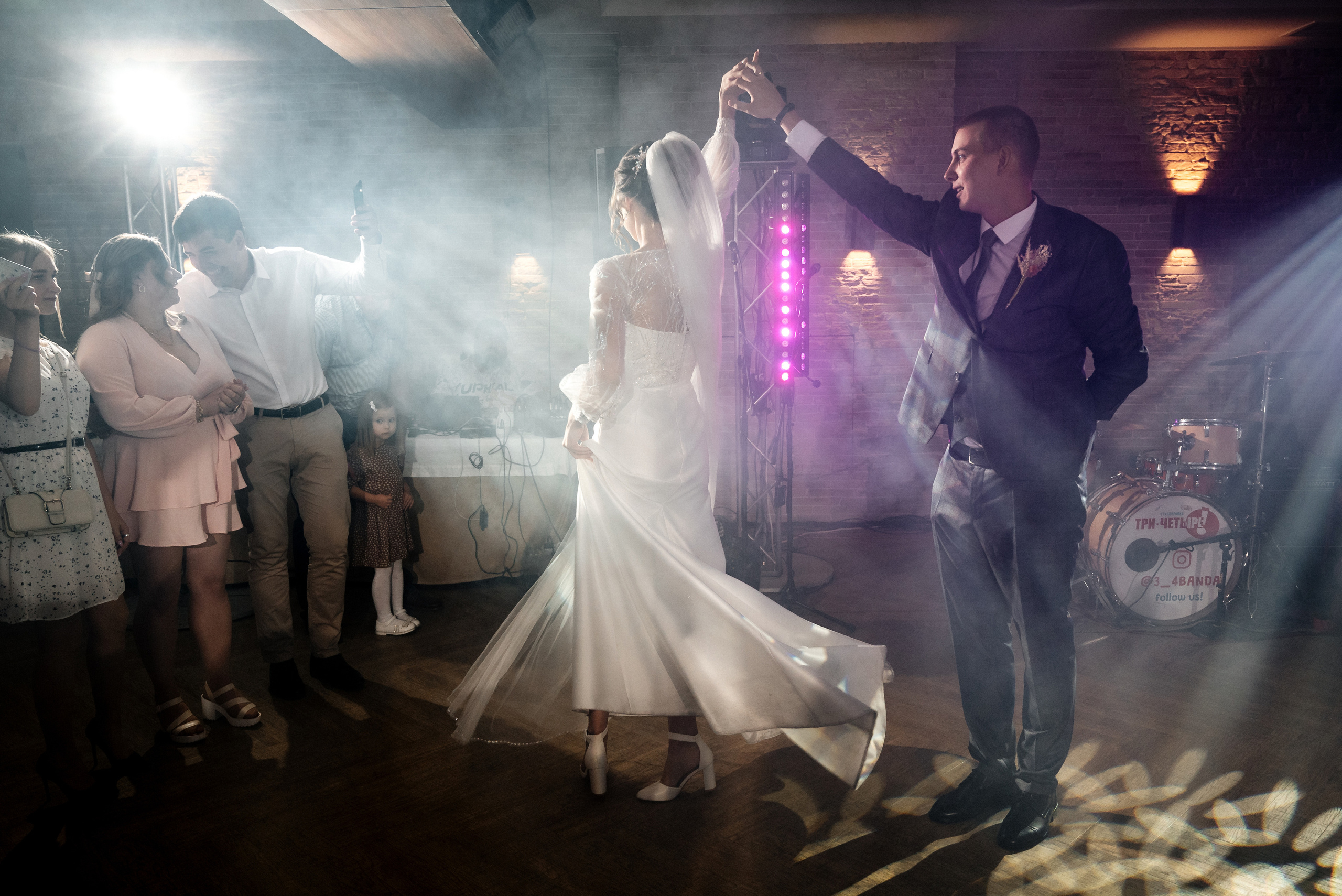 Полина и Данил (полный день в Кузнечной). Свадебный и портретный фотограф в Липецке Юлия Свит