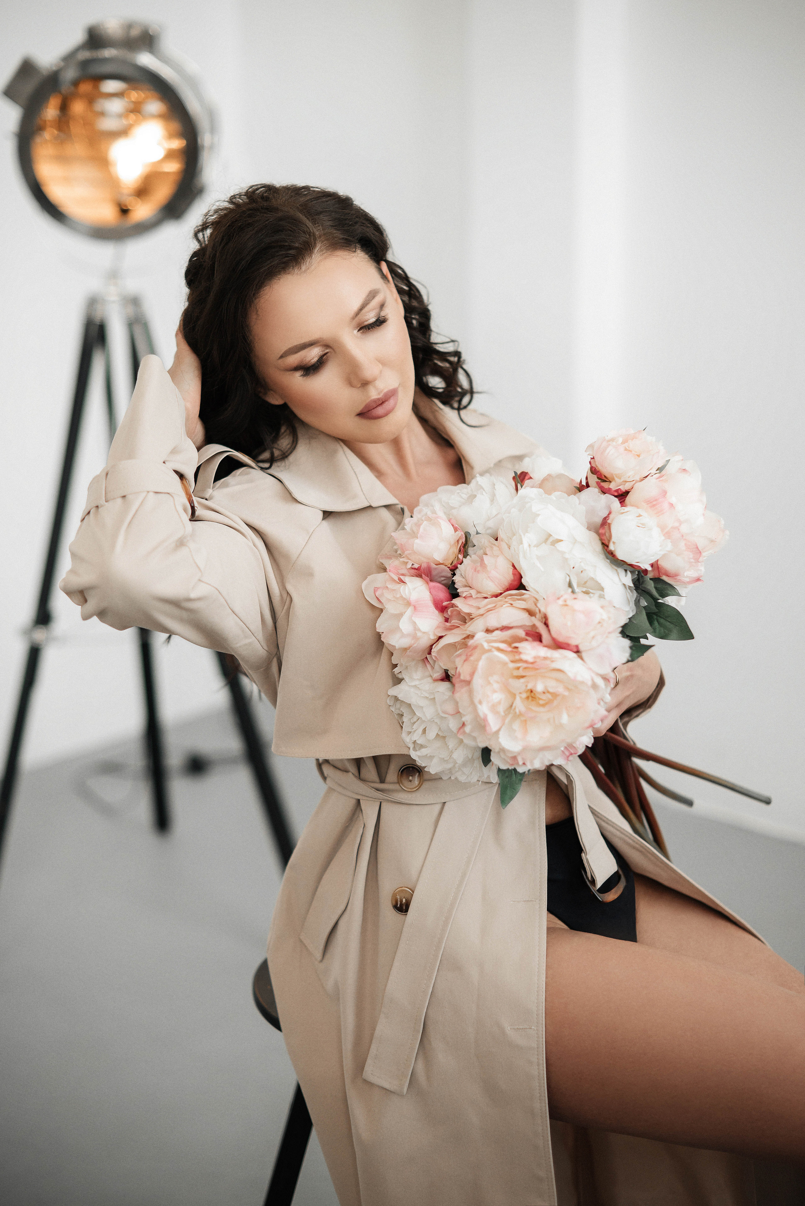 Оксана с шикарным букетом. Свадебный и портретный фотограф в Липецке Юлия Свит