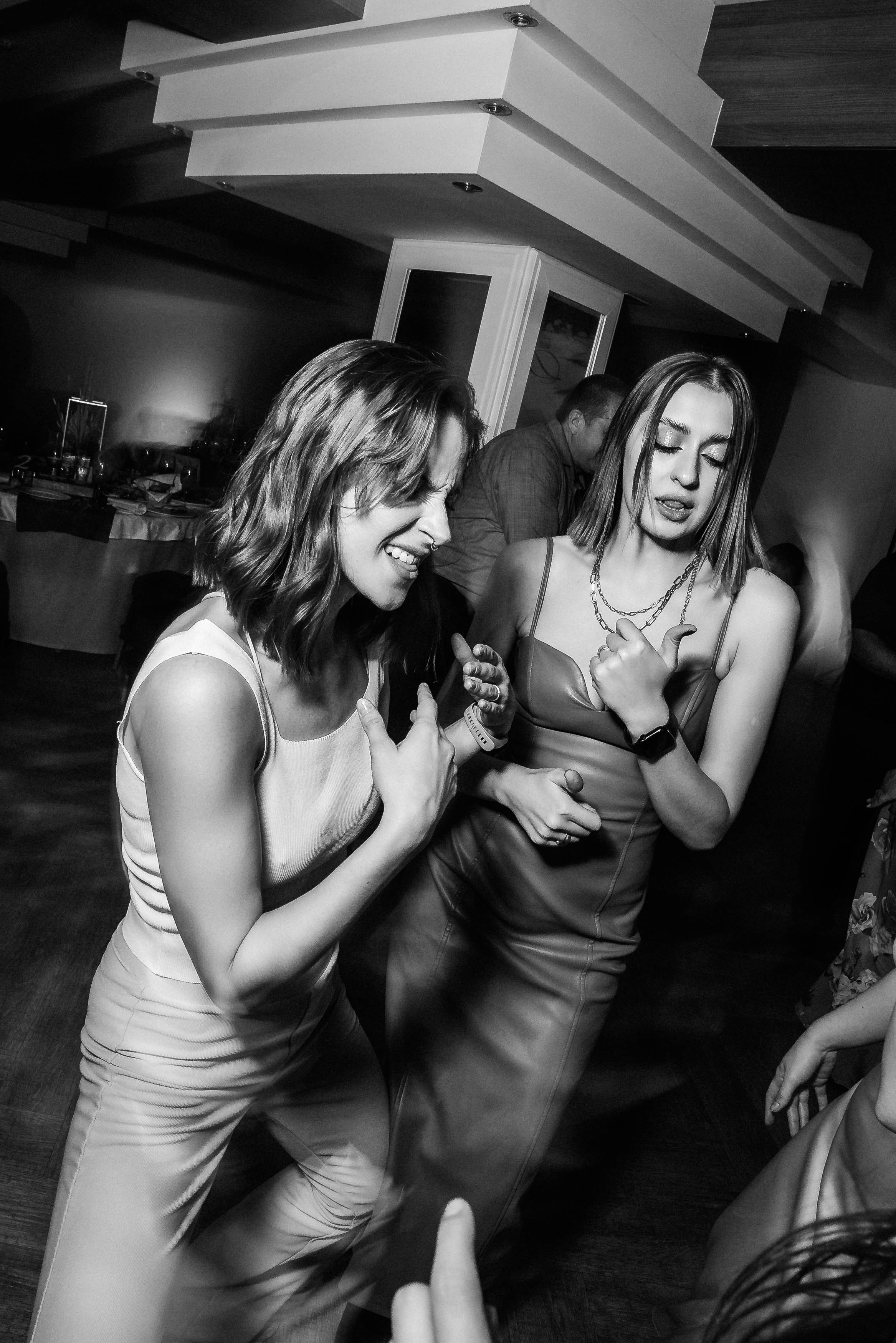 Полина и Данил (полный день в Кузнечной). Свадебный и портретный фотограф в Липецке Юлия Свит