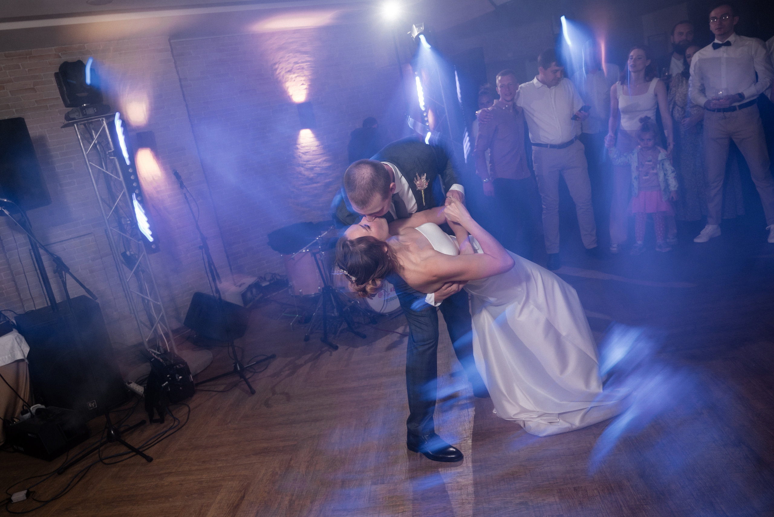 Полина и Данил (полный день в Кузнечной). Свадебный и портретный фотограф в Липецке Юлия Свит