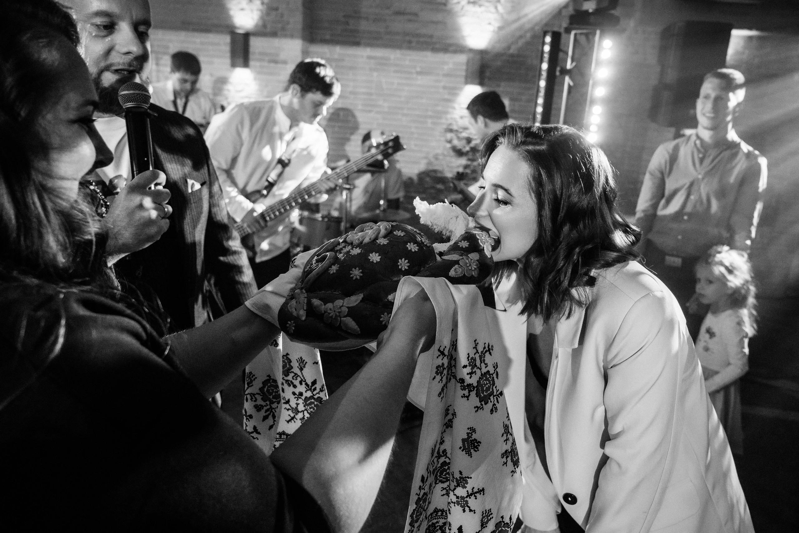 Полина и Данил (полный день в Кузнечной). Свадебный и портретный фотограф в Липецке Юлия Свит