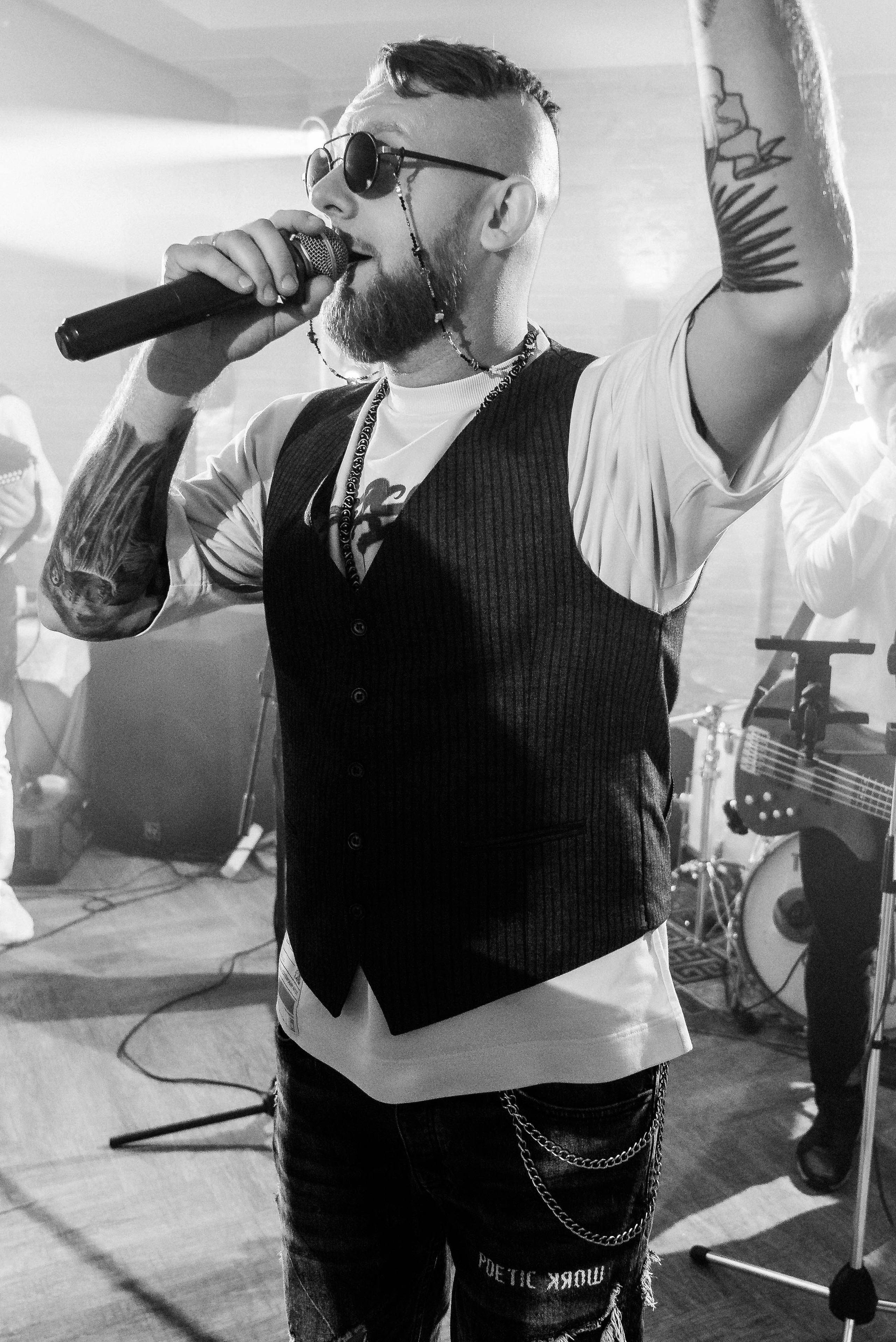 Полина и Данил (полный день в Кузнечной). Свадебный и портретный фотограф в Липецке Юлия Свит