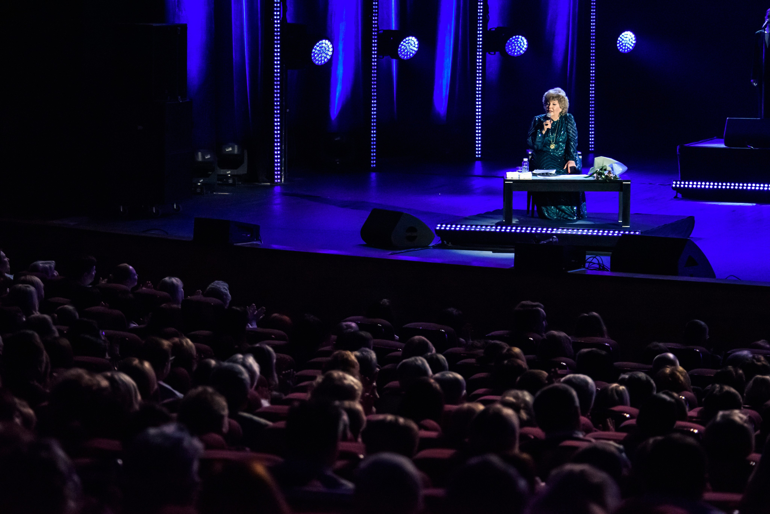 Лариса Рубальская «40 лет с песней по жизни» — Крокус Сити Холл. Бренд-фотограф для экспертов и блогеров в Москве Влада Горбовская