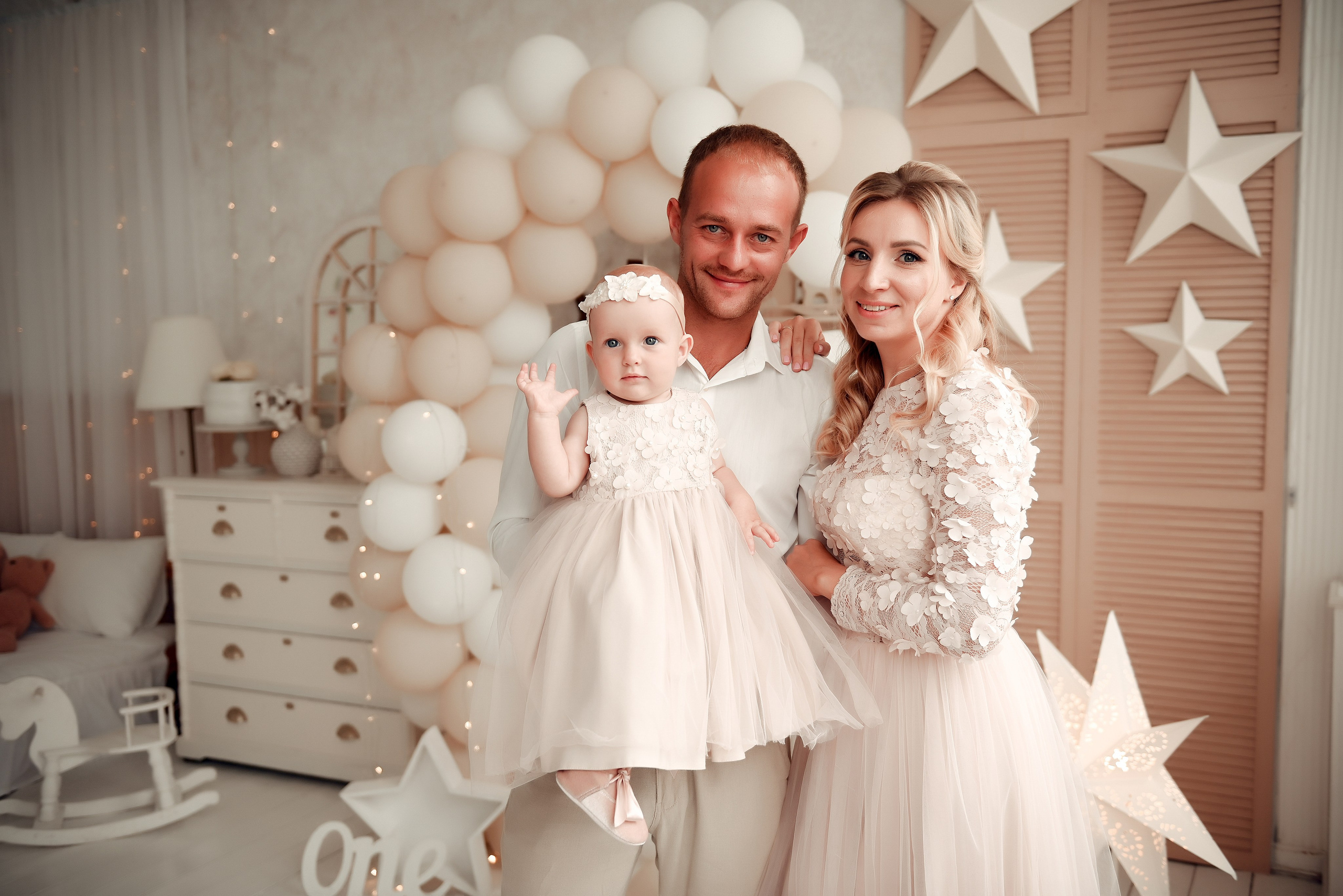 Семейная на 1 годик. Свадебный, семейный, детский, контент фотограф в Омске Максим Ильин