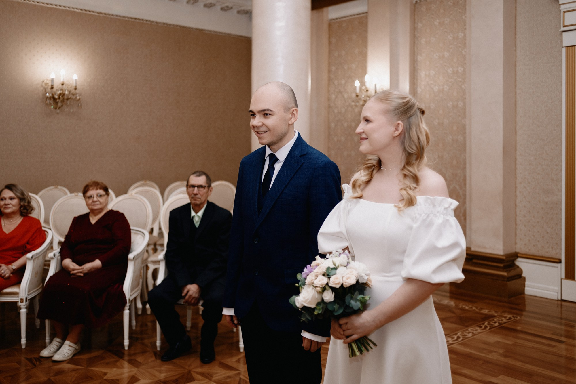 Торжественная регистрация Максима и Лизы в Тюменском ЗАГСе