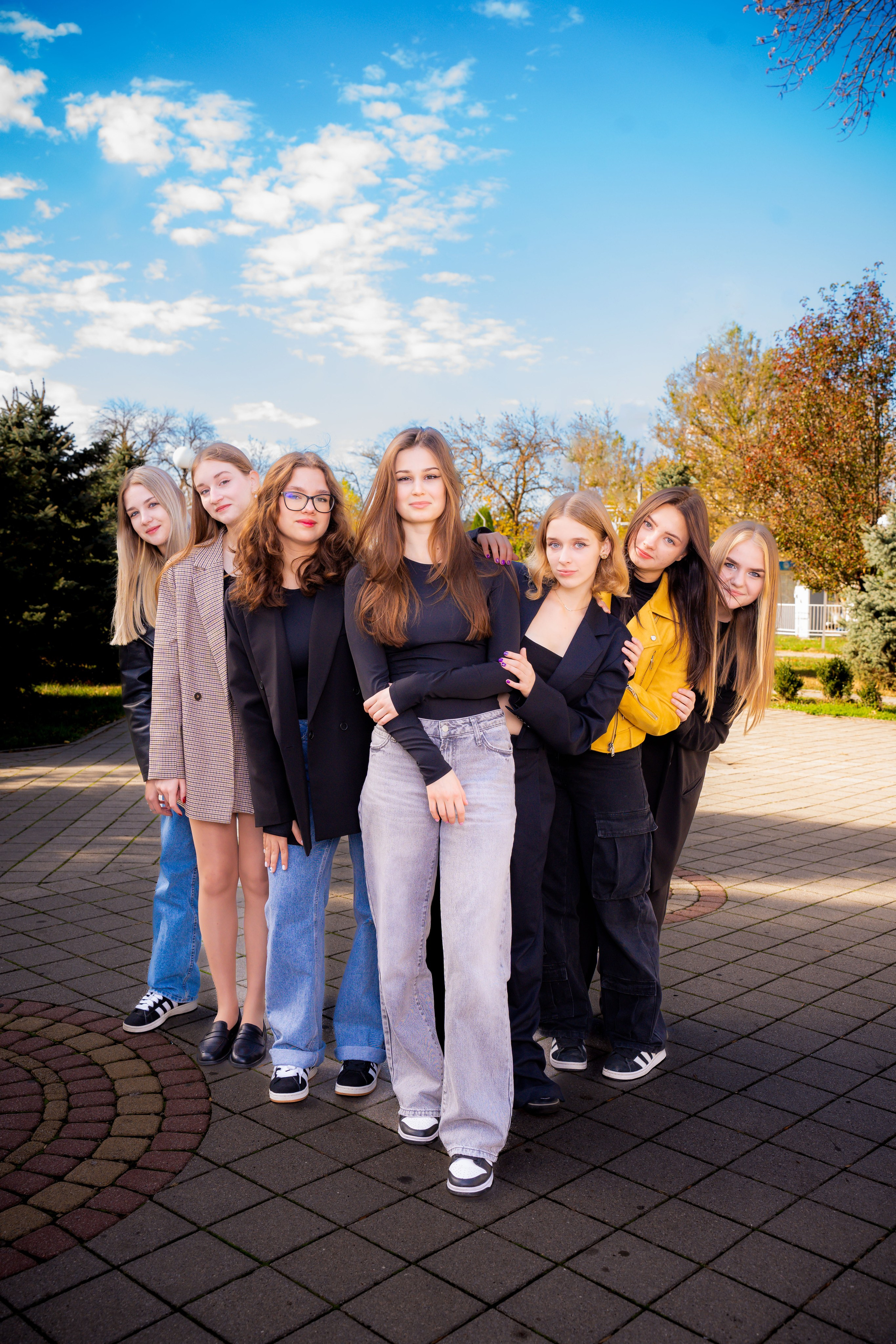 Групповые фотографии. ProAlbom — Выпускные альбомы в Кореновске и Краснодарском крае