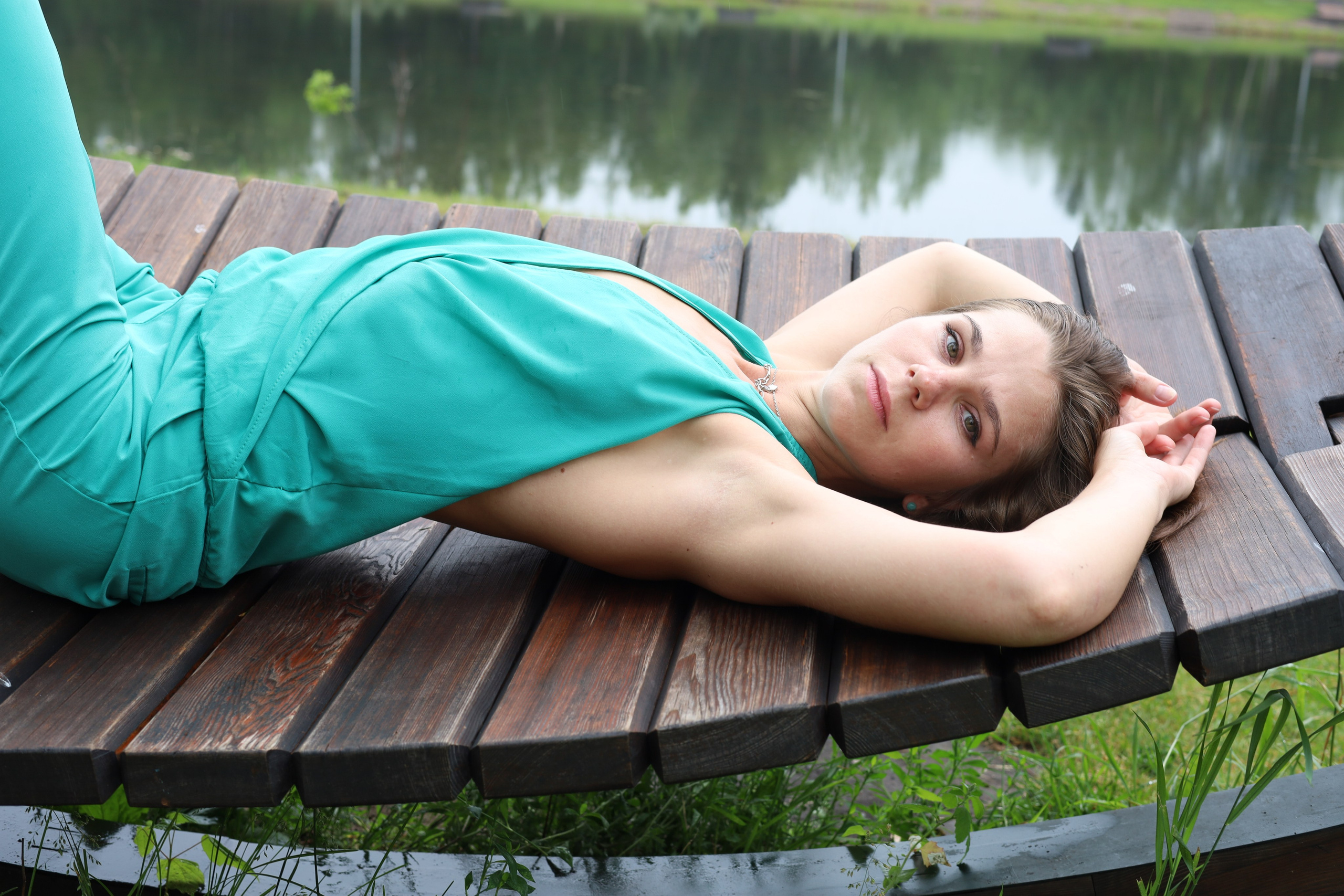 Дарья в дождь. Фотограф в Красноярске Никитина Мария