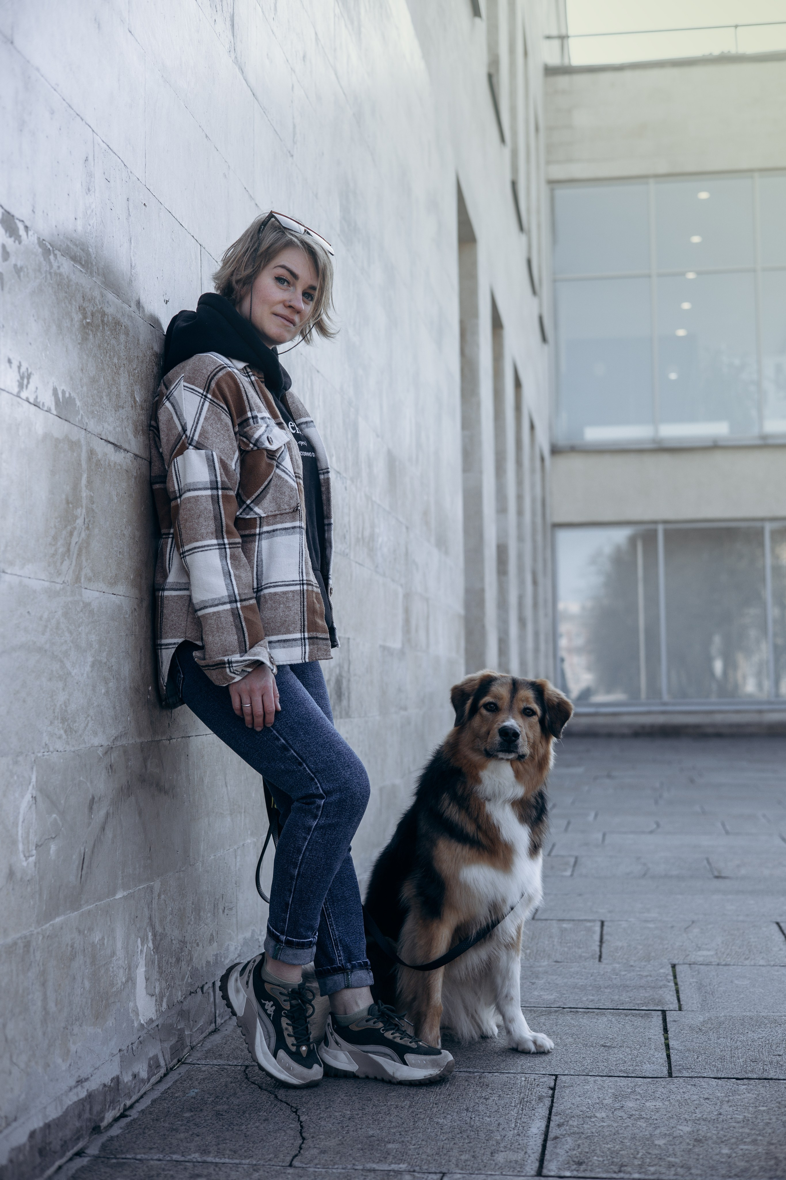 Елена и Вега. Фотограф животных Евгения Верцинская