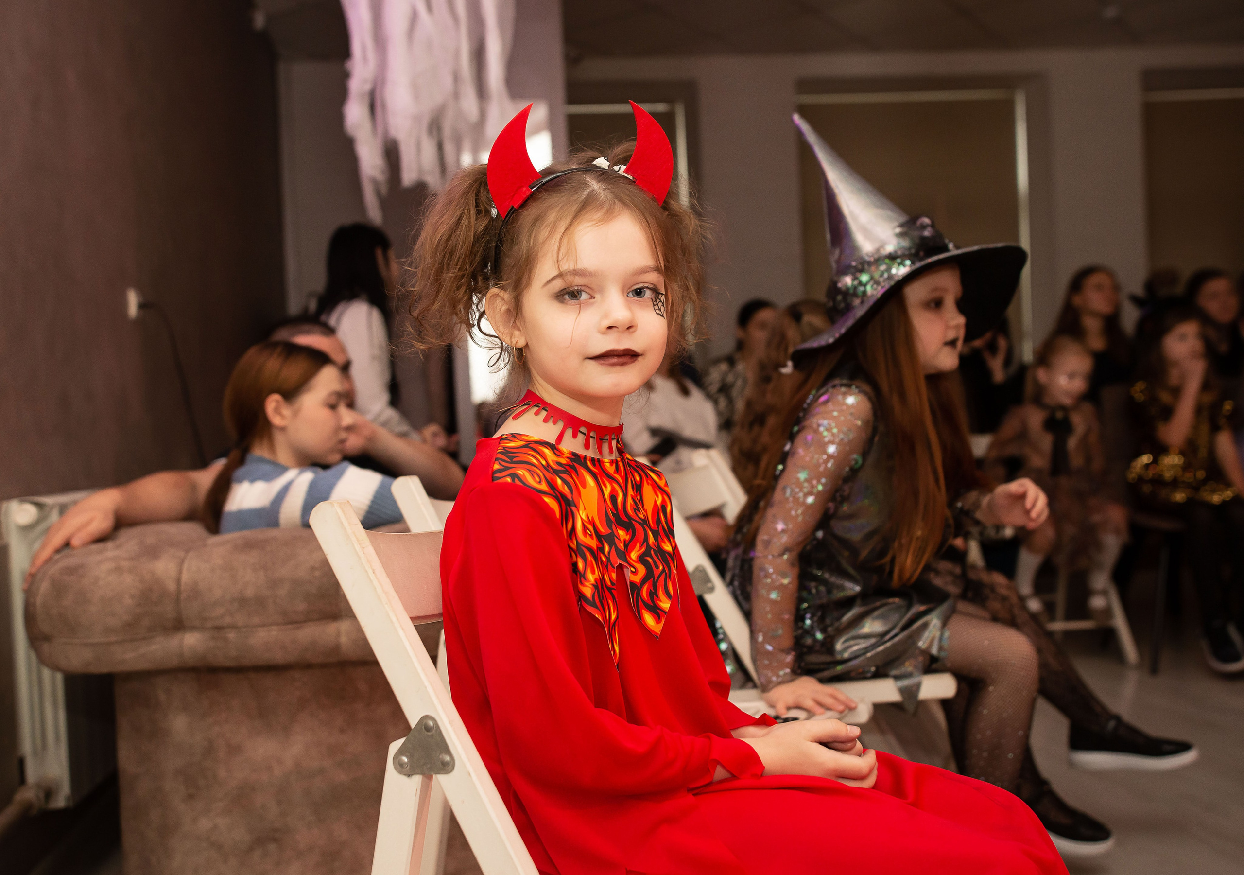 Верхом на помеле спектакль интерактивный. Семейный и детский фотограф Анна Петракова