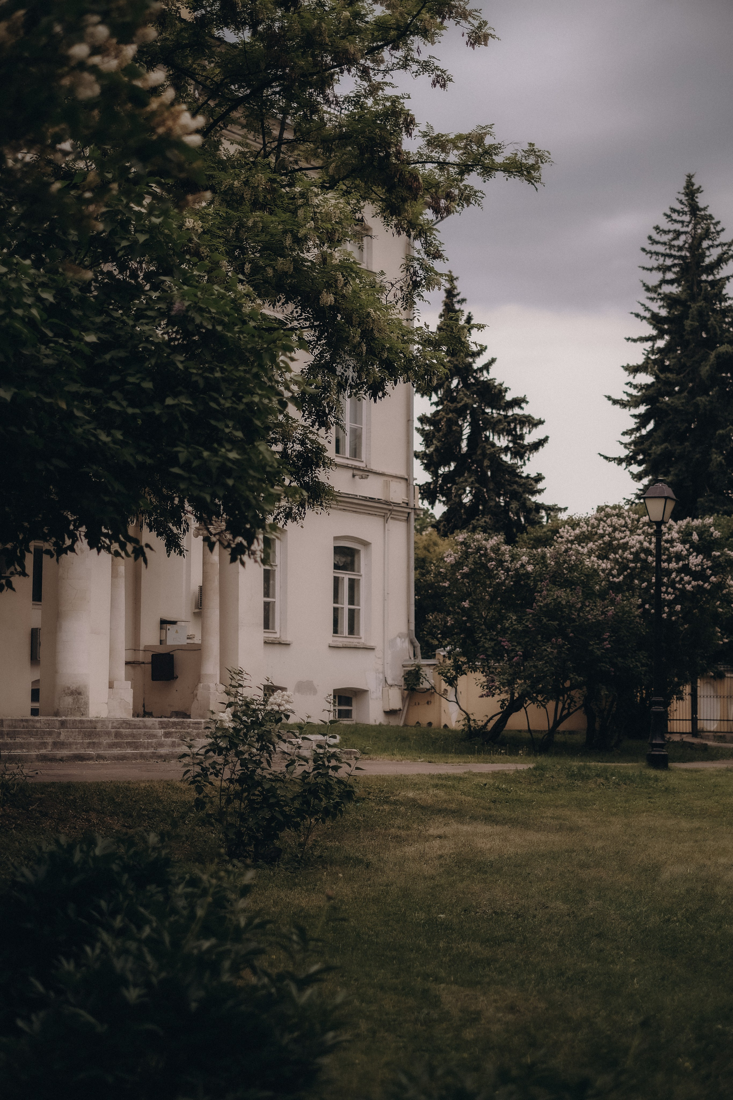 В старинном саду. Свадебный и семейный фотограф в Москве Инника Кетлер
