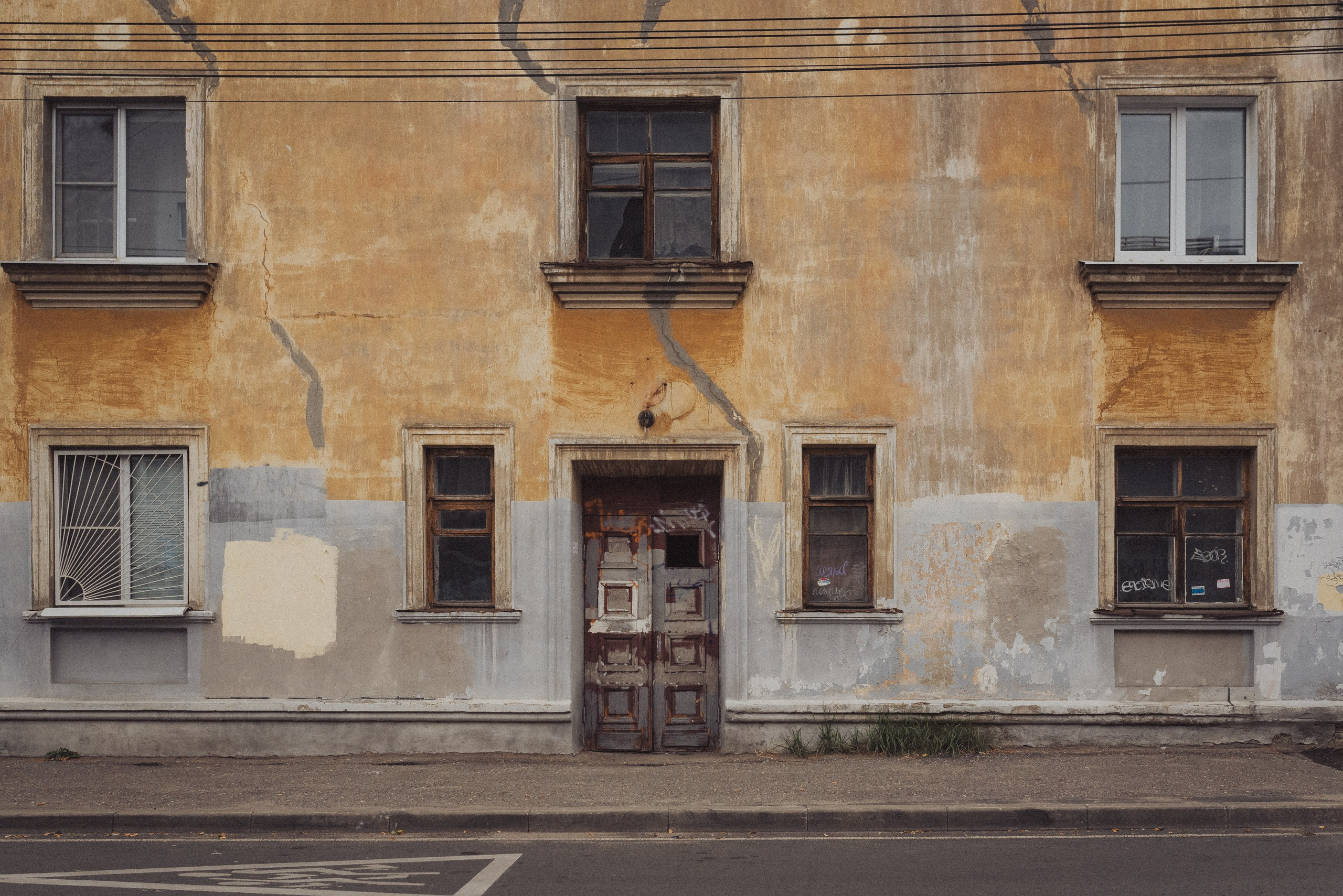 Проект #улицыгорода. Ярославль, улица Салтыкова-Щедрина. Документальный фотограф Илья Тихановский