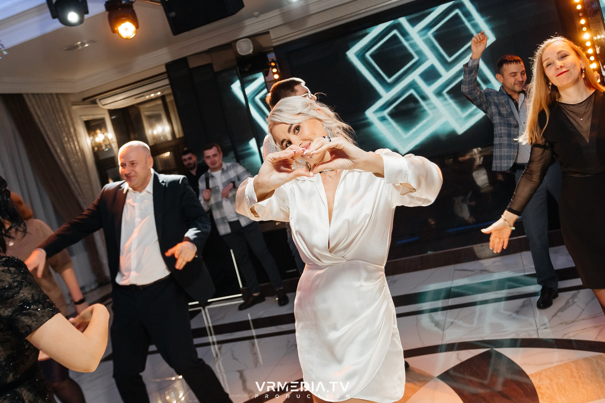 Выходные в ресторане «Лазурный берег»