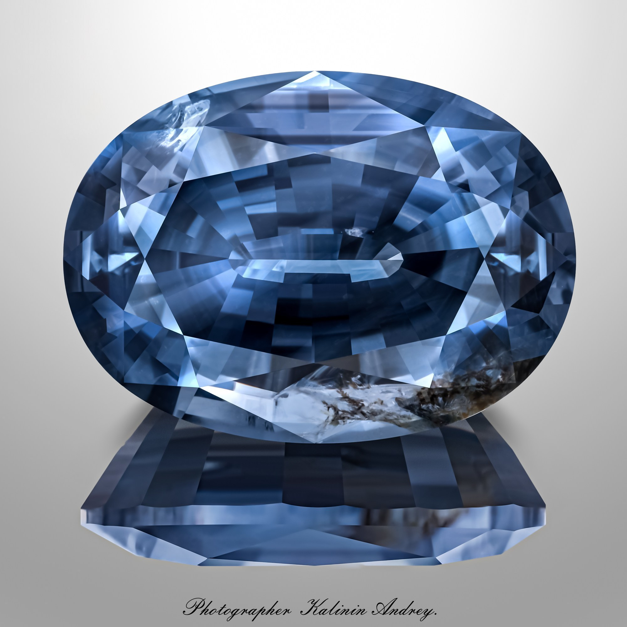 Фотографии в большом разрешении драгоценных камней на продажу купить тел +79 660 031 307. Высококачественная профессиональная рекламная фотосъёмка ювелирных украшений, драгоценных камней в Москве. Обучение, консультация