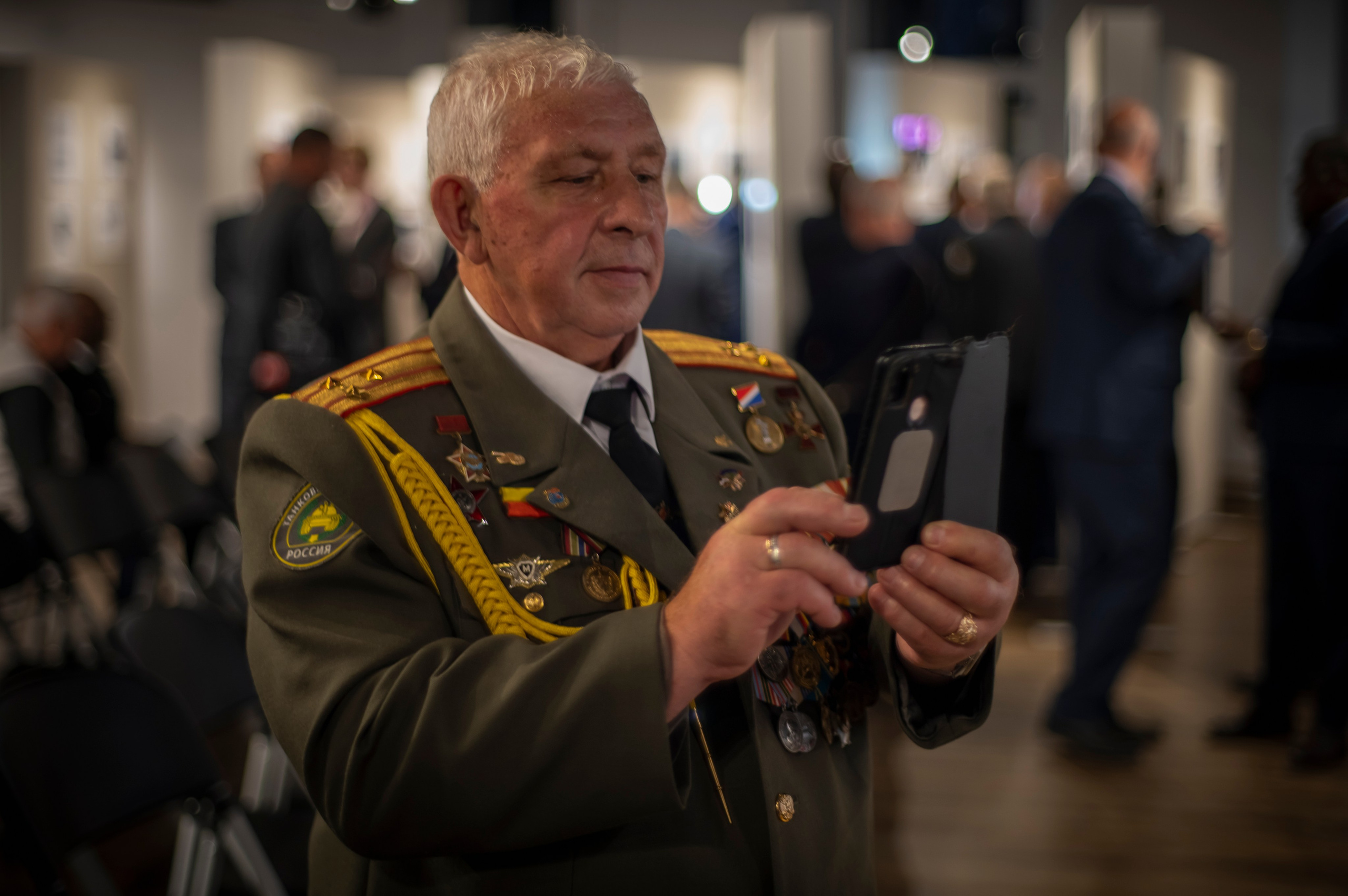 Ветераны Анголы «От прошлого к настоящему». Фотограф Роман Адлер