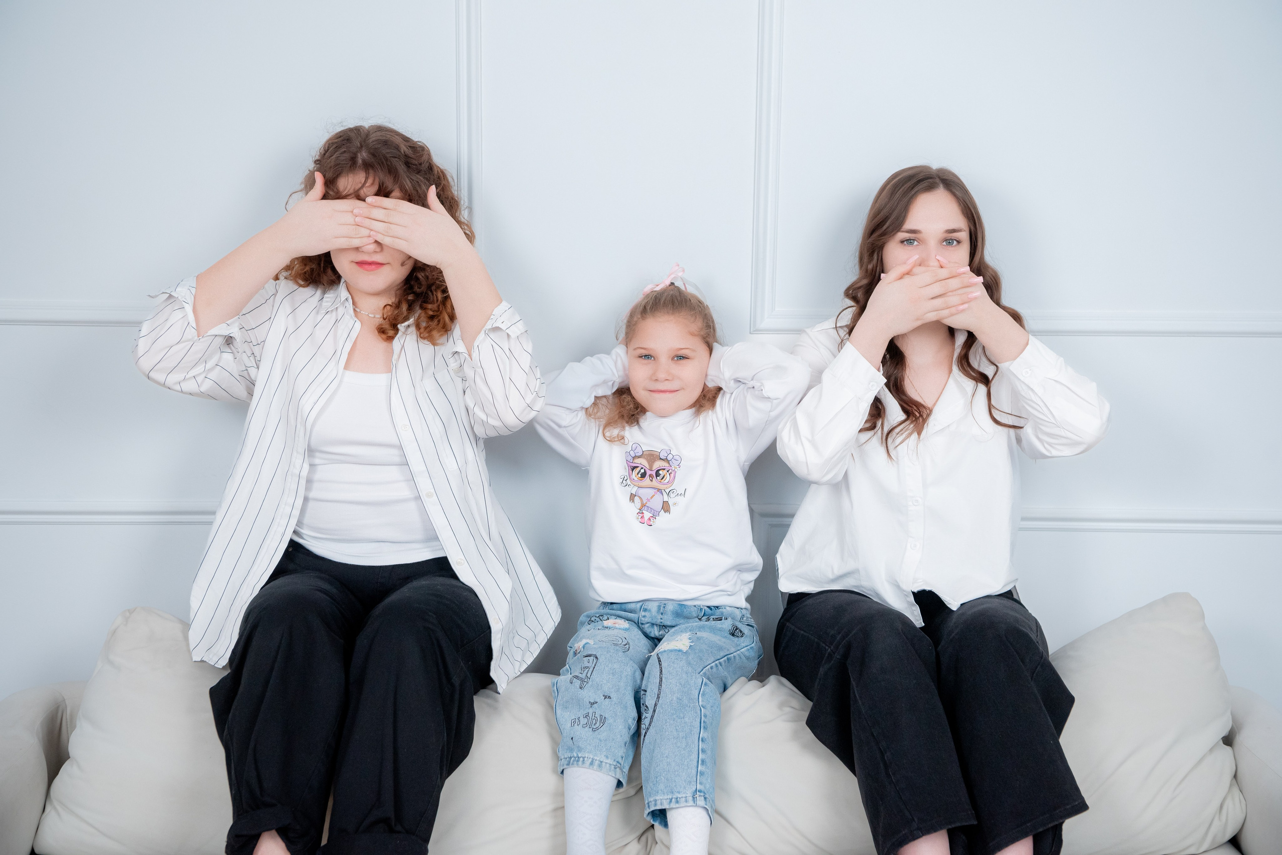 Мама и дочки. Студия Джой. Фотограф в Волгограде и Волжском Александр Горбань