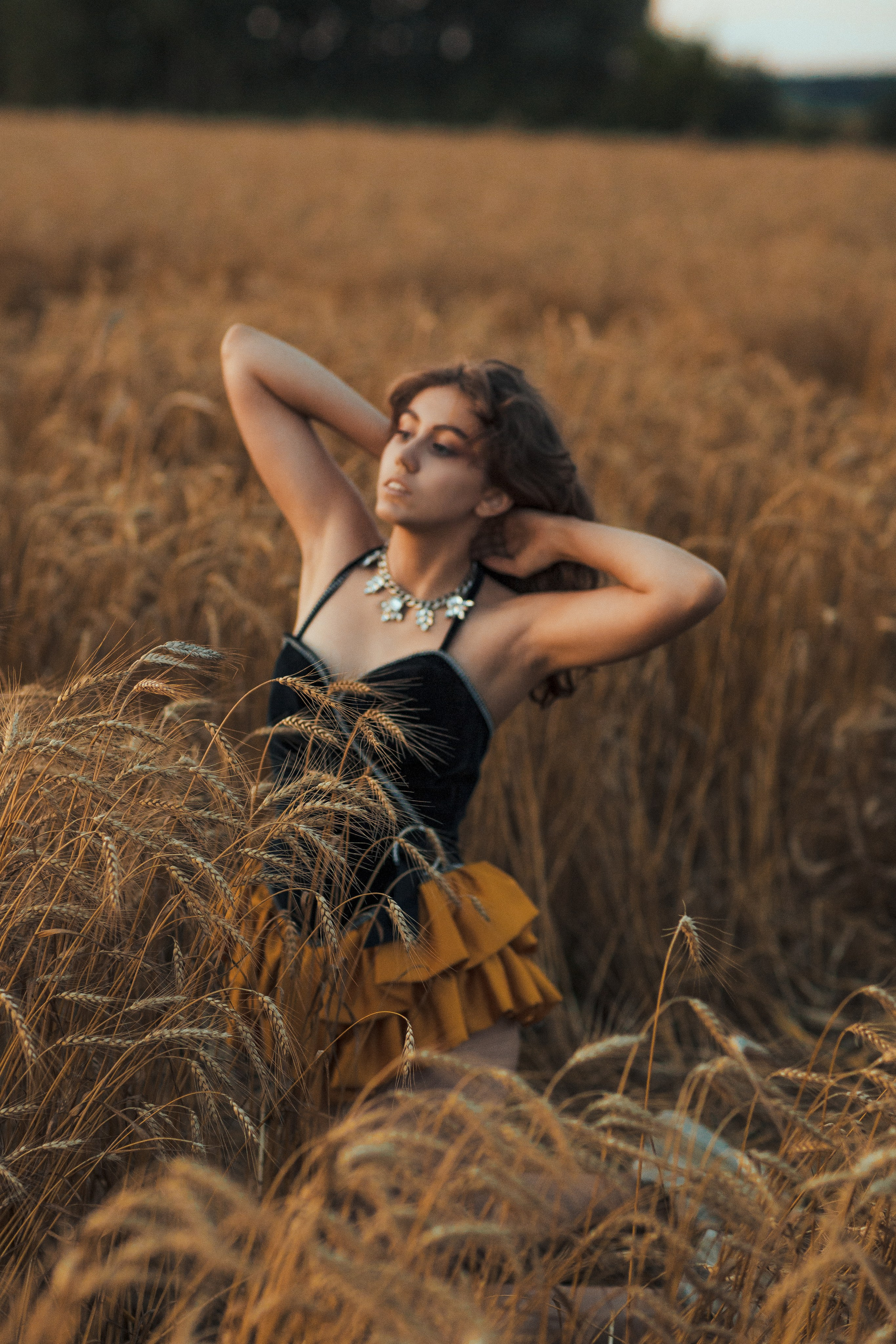 Фотосессия в пшенице для бренда Vintage Dream. Фотограф и видеограф Анна Домашенко