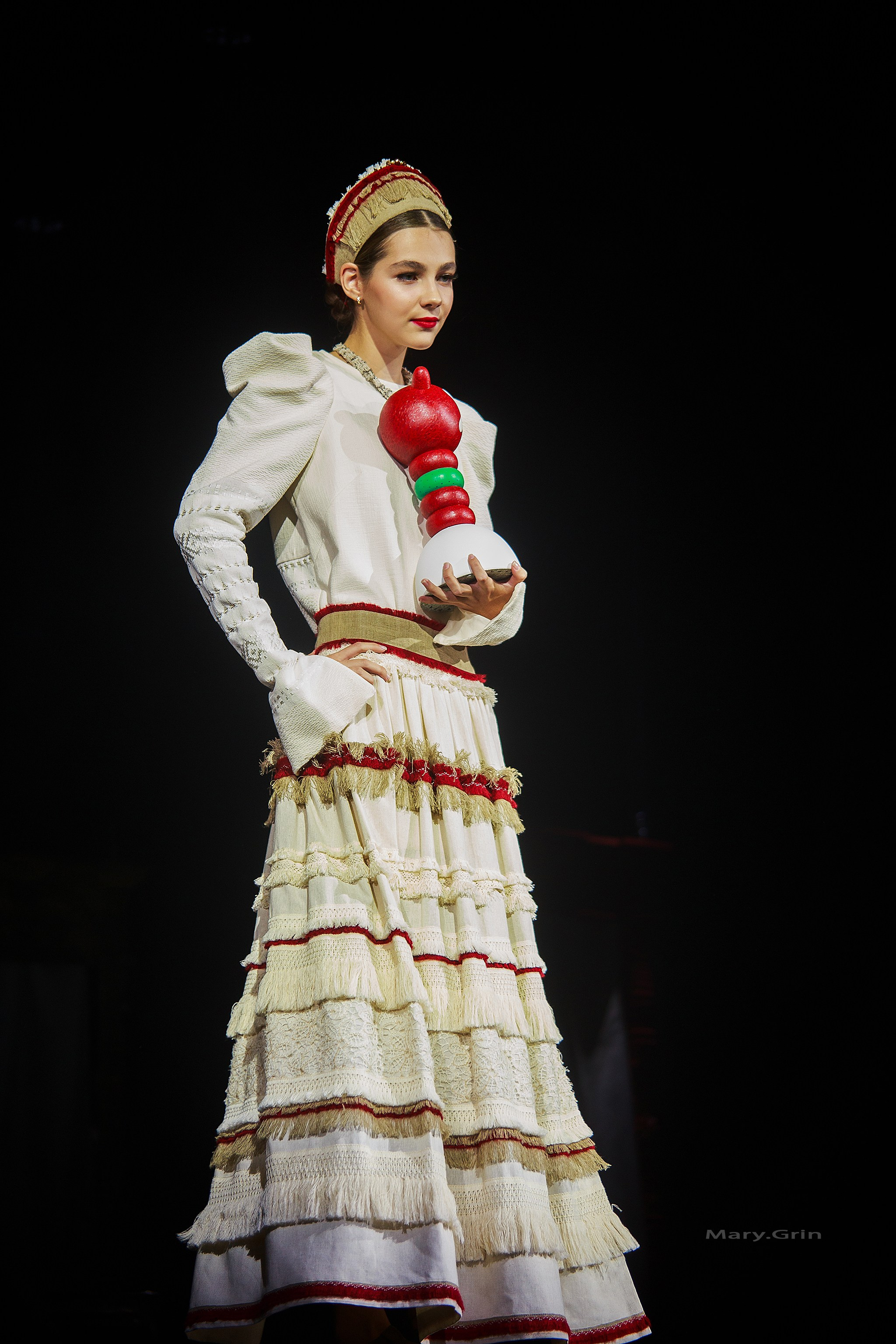 Подиумный спектакль «стиль Надежды» 2025. Детский и семейный фотограф, фотограф мероприятий Нижний Новгород