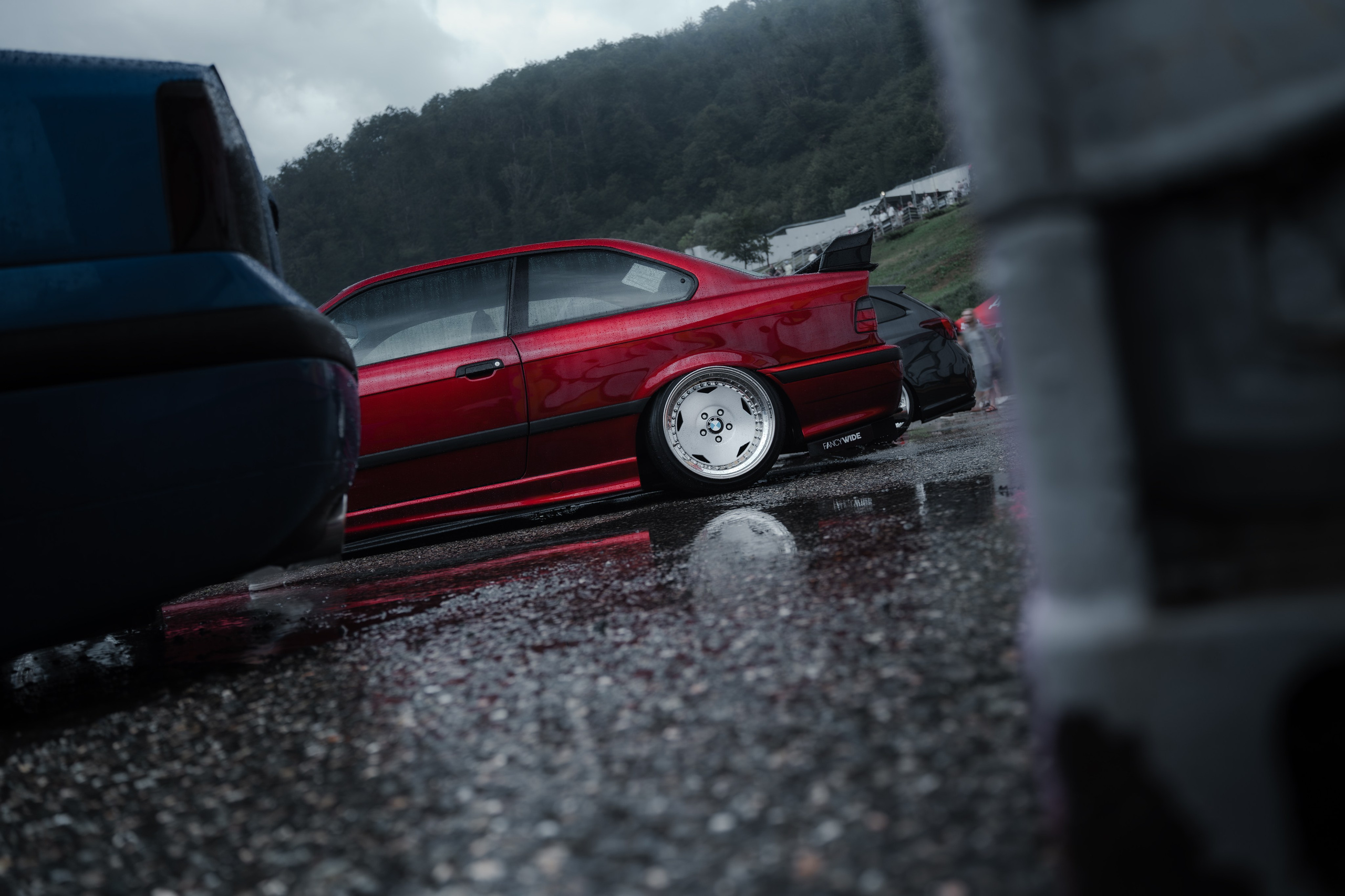 //GROUNDED2025. Автомобильный фотограф