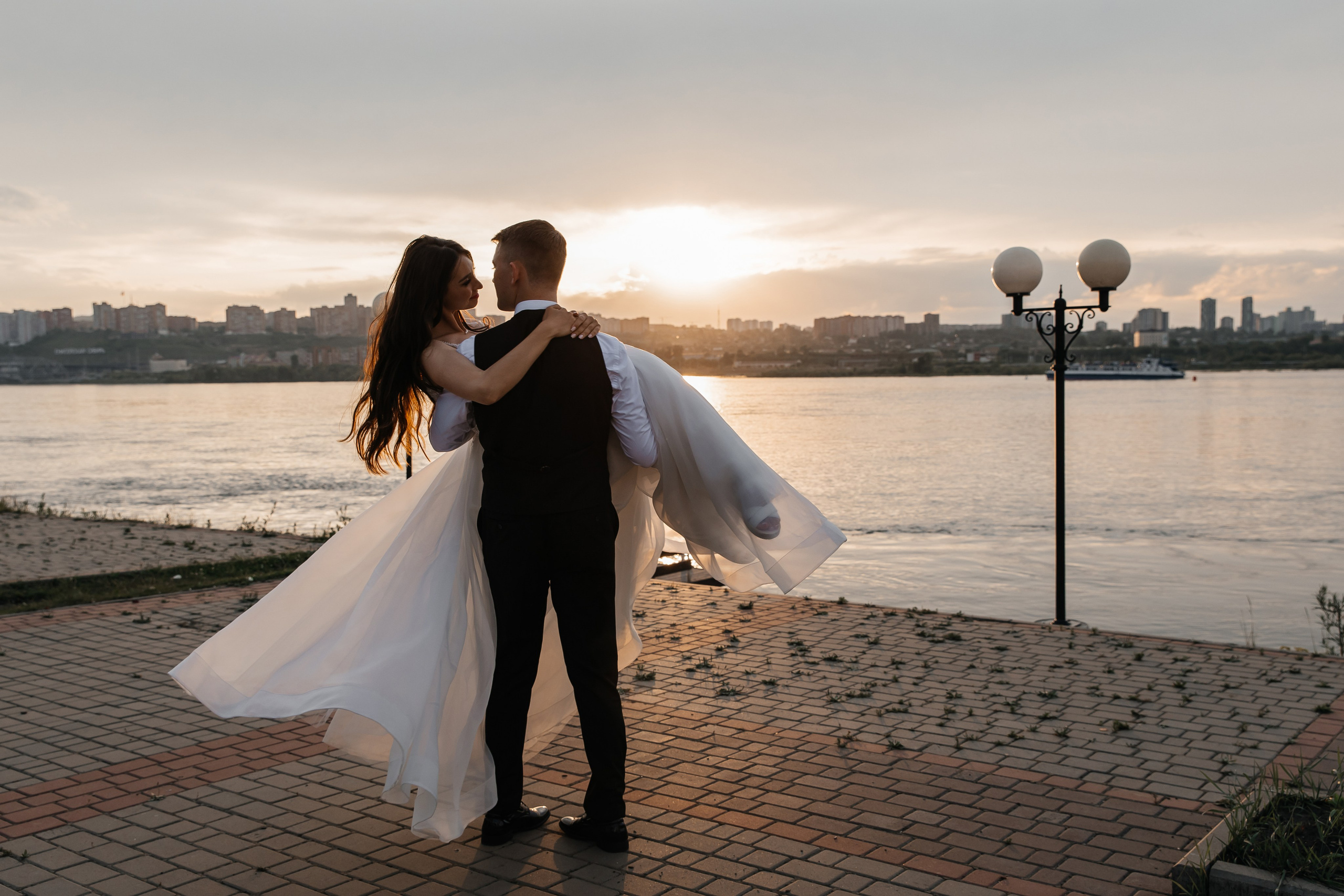 Виктория и Руслан. Свадебный фотограф Красноярск — Кристина Ива