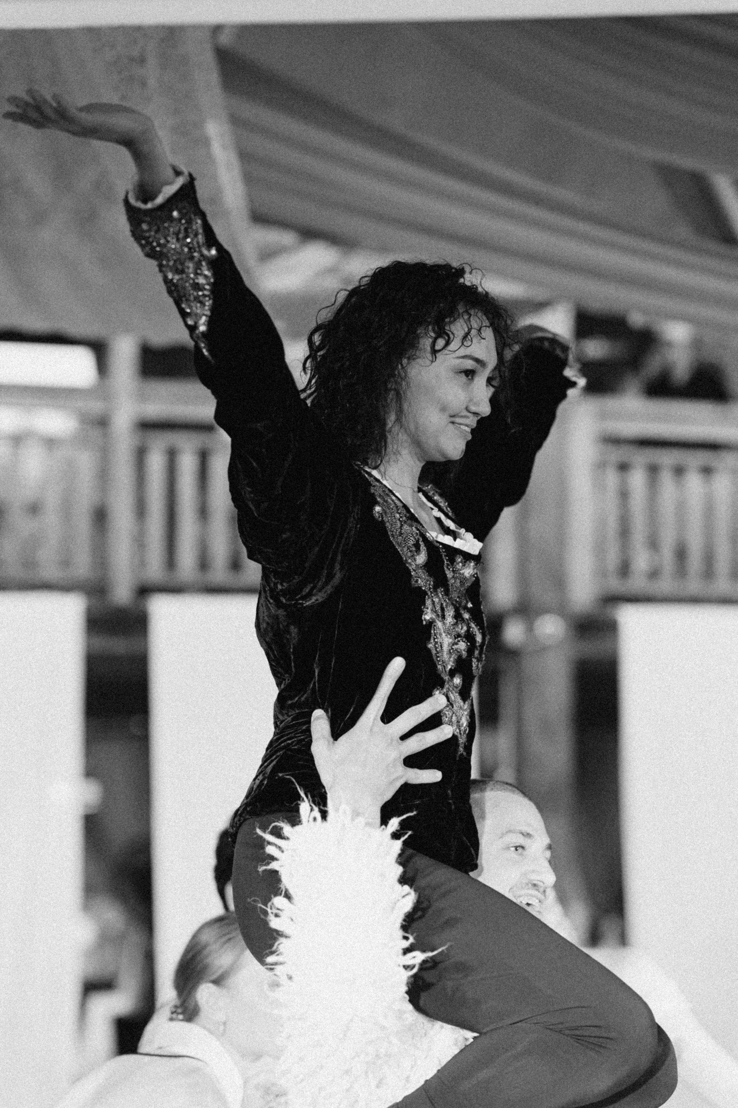 Куда иголочка — туда и ниточка. Свадебный фотограф Наташа Алешина