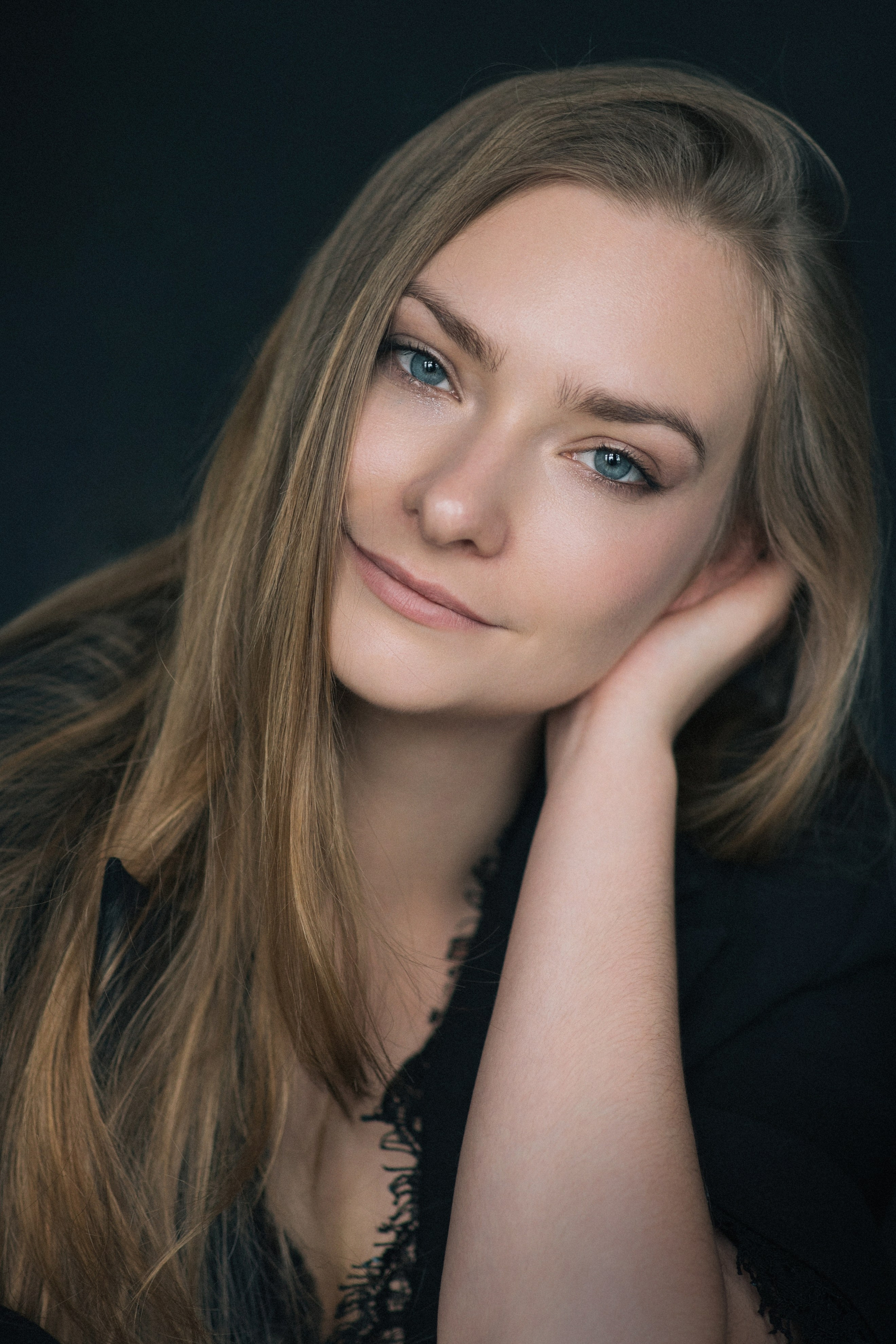 Илона. Гипнопсихолог, женский фотограф Ольга Парфентьева (Васанти)