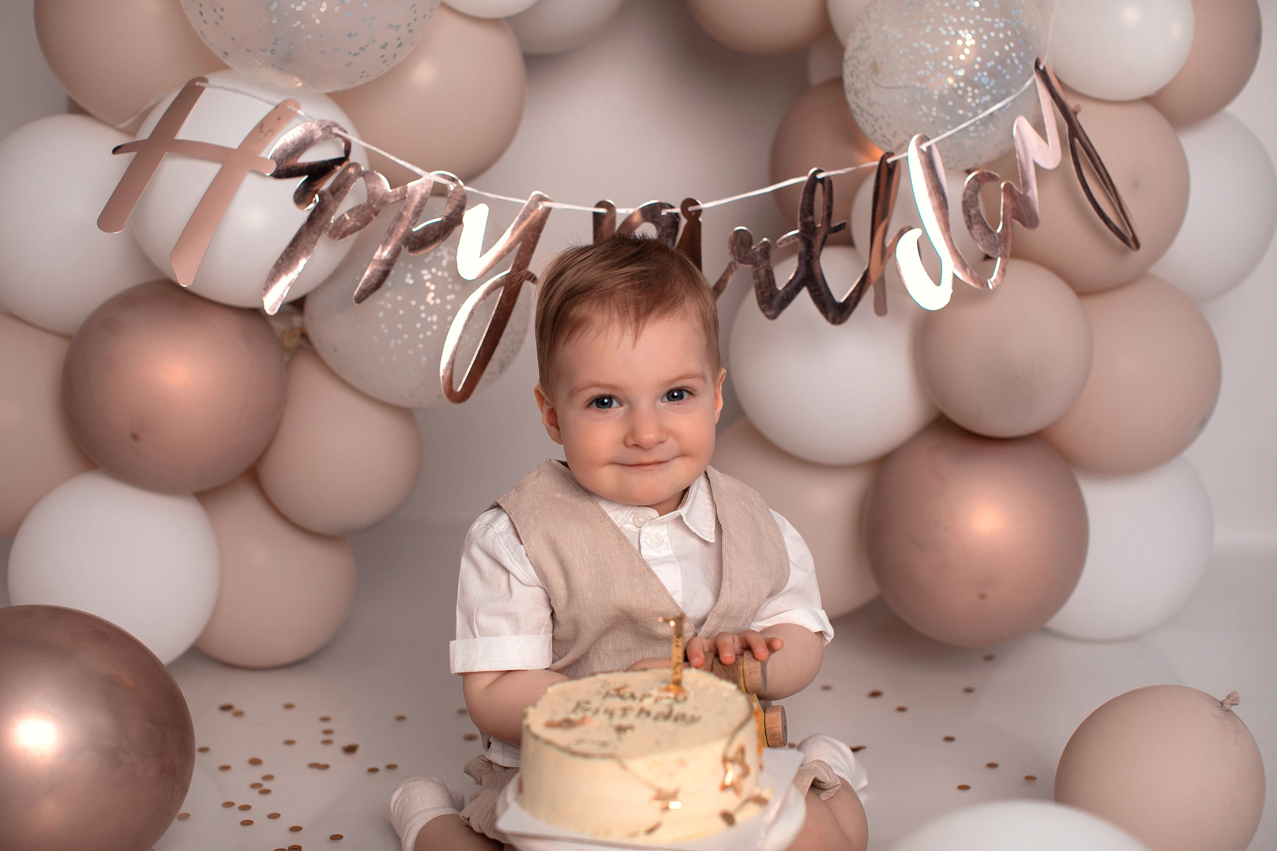 Съемка Первый тортик. Фотограф новорожденных