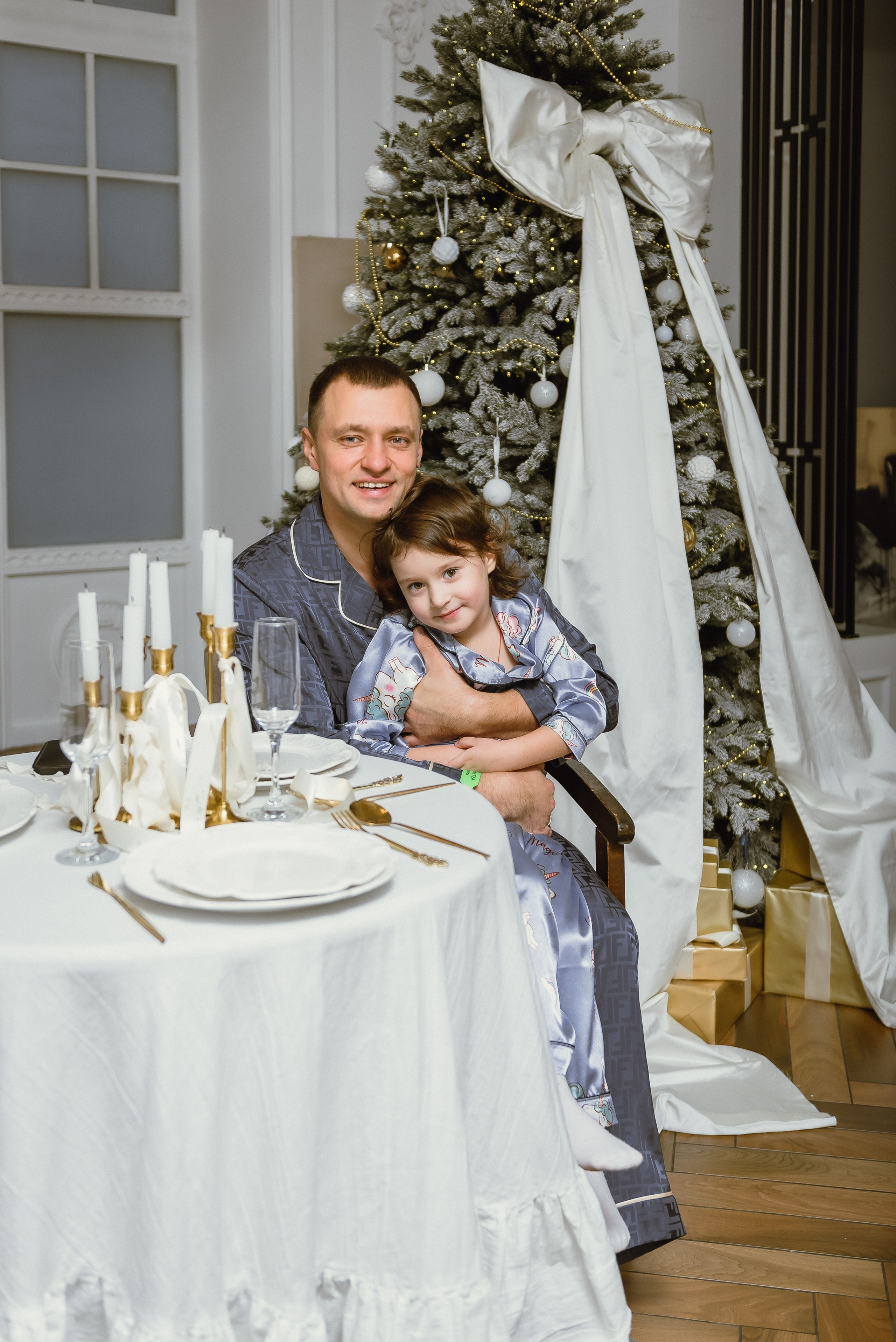 Семейная новогодняя 4 человека. КОНТЕНТ | БРЕНД фотограф Санкт-Петербург — Жанна Олтаржевская