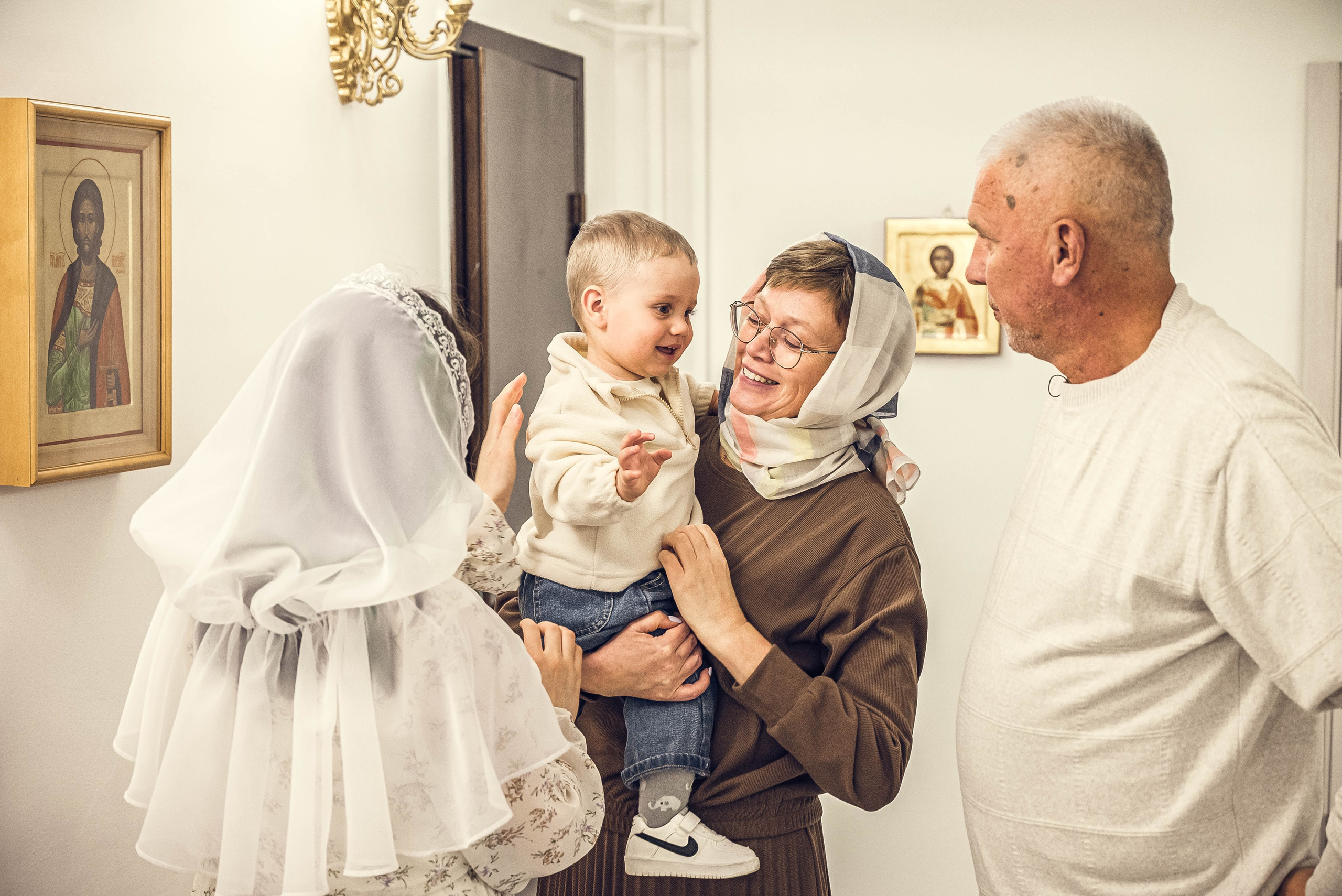 Крещение Мирона. Семейный и детский фотограф Москва