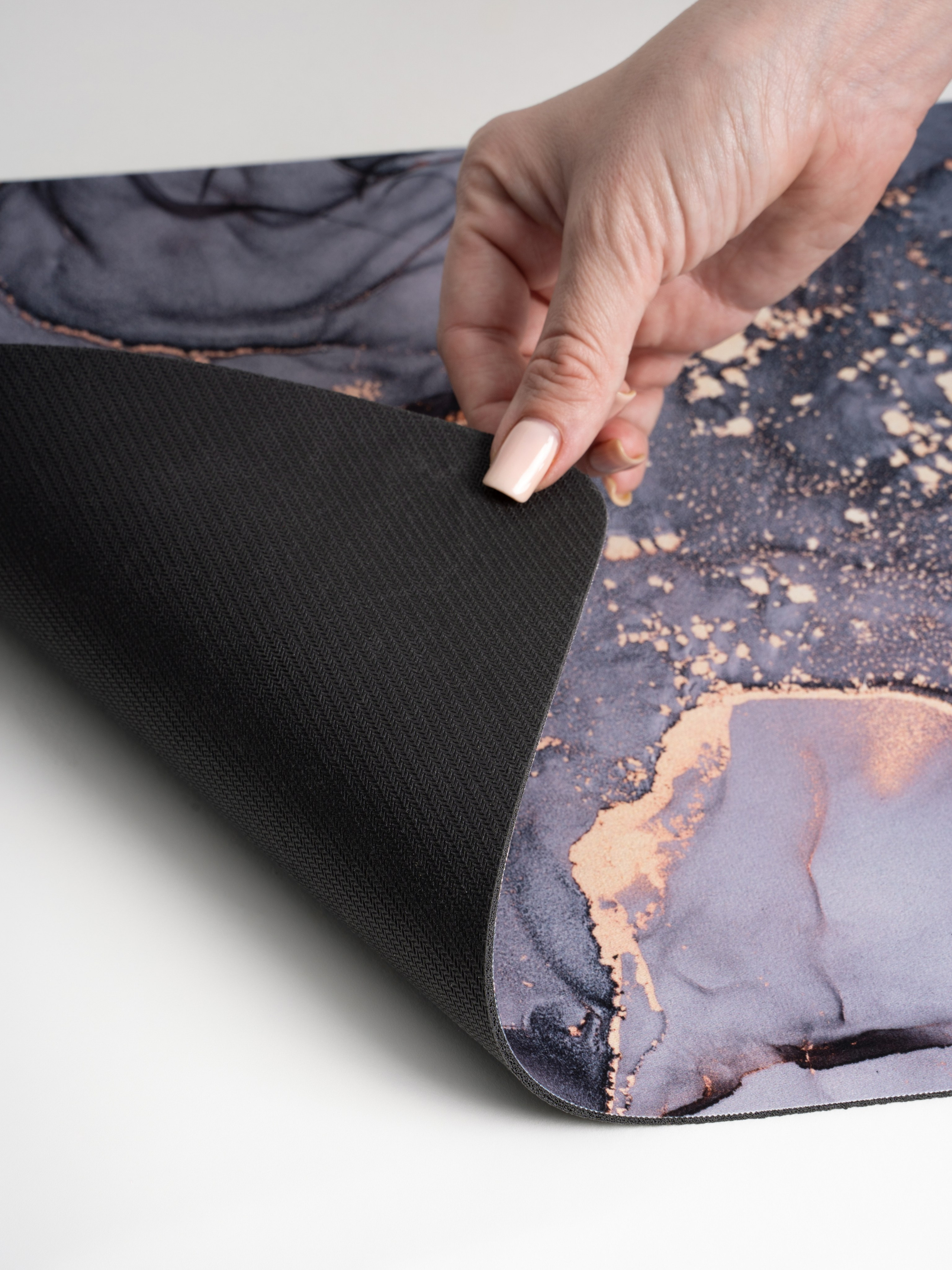 На белом фоне для каталогов. Фотограф и видеограф в Тольятти, Самаре Дёмина Мария