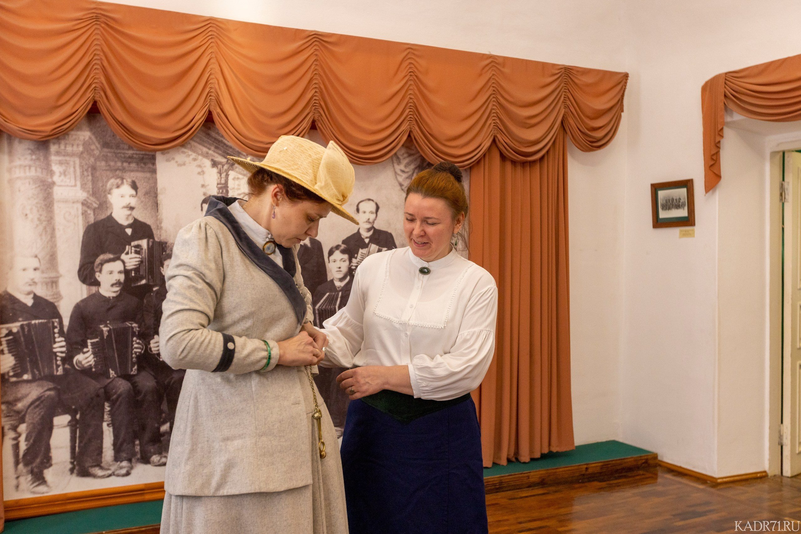 «ТОР» в музее гармони Белобородова. Фотограф в Туле Крупский АнДРей. Фотостудия «КАДР71» в Туле