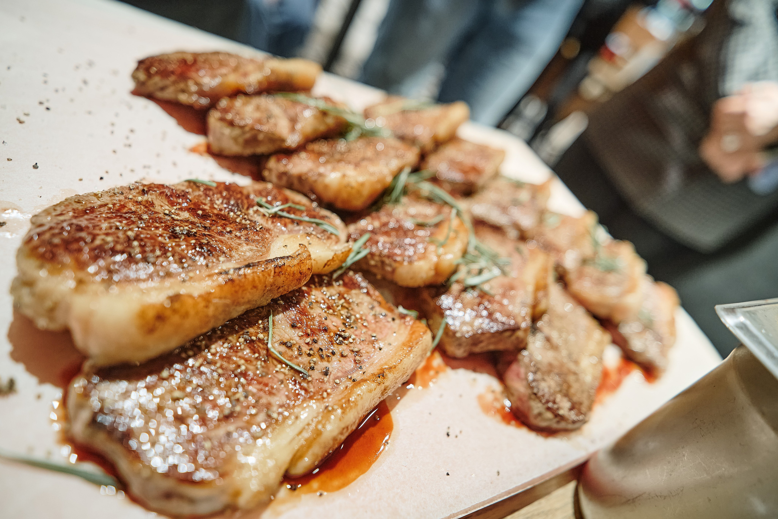 Фотограф на мероприятие. Light Media — креативный видеопродакшн